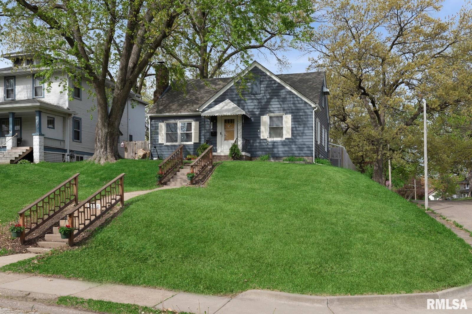 2036 Warren Street, Davenport, Iowa image 2