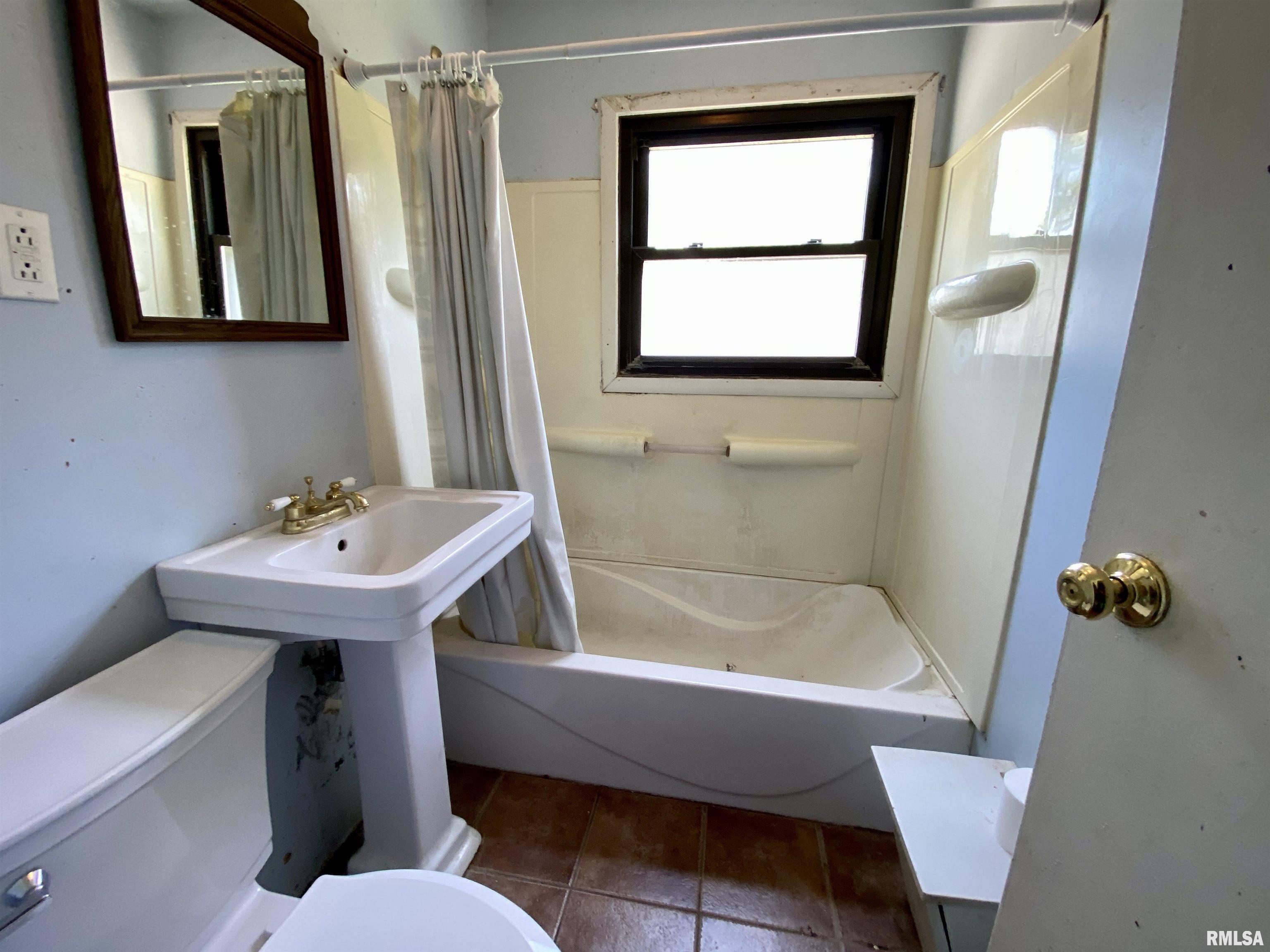 1612 Lamar Drive, Pekin, Illinois image 16