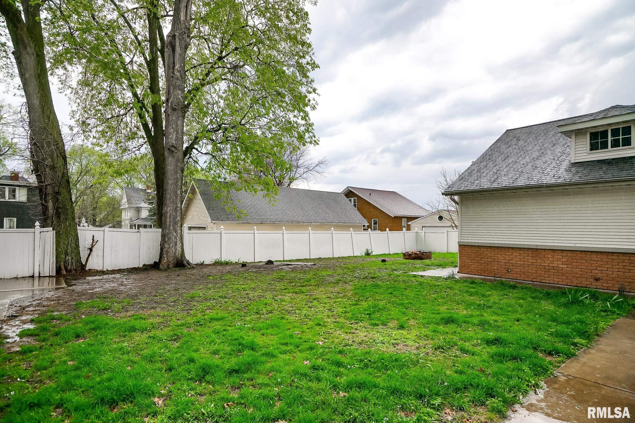 311 W Armstrong Avenue, Peoria, Illinois image 46