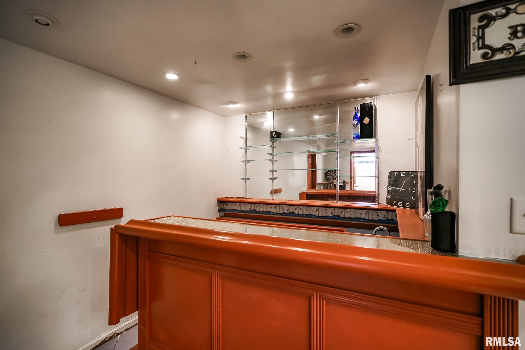 311 W Armstrong Avenue, Peoria, Illinois image 39