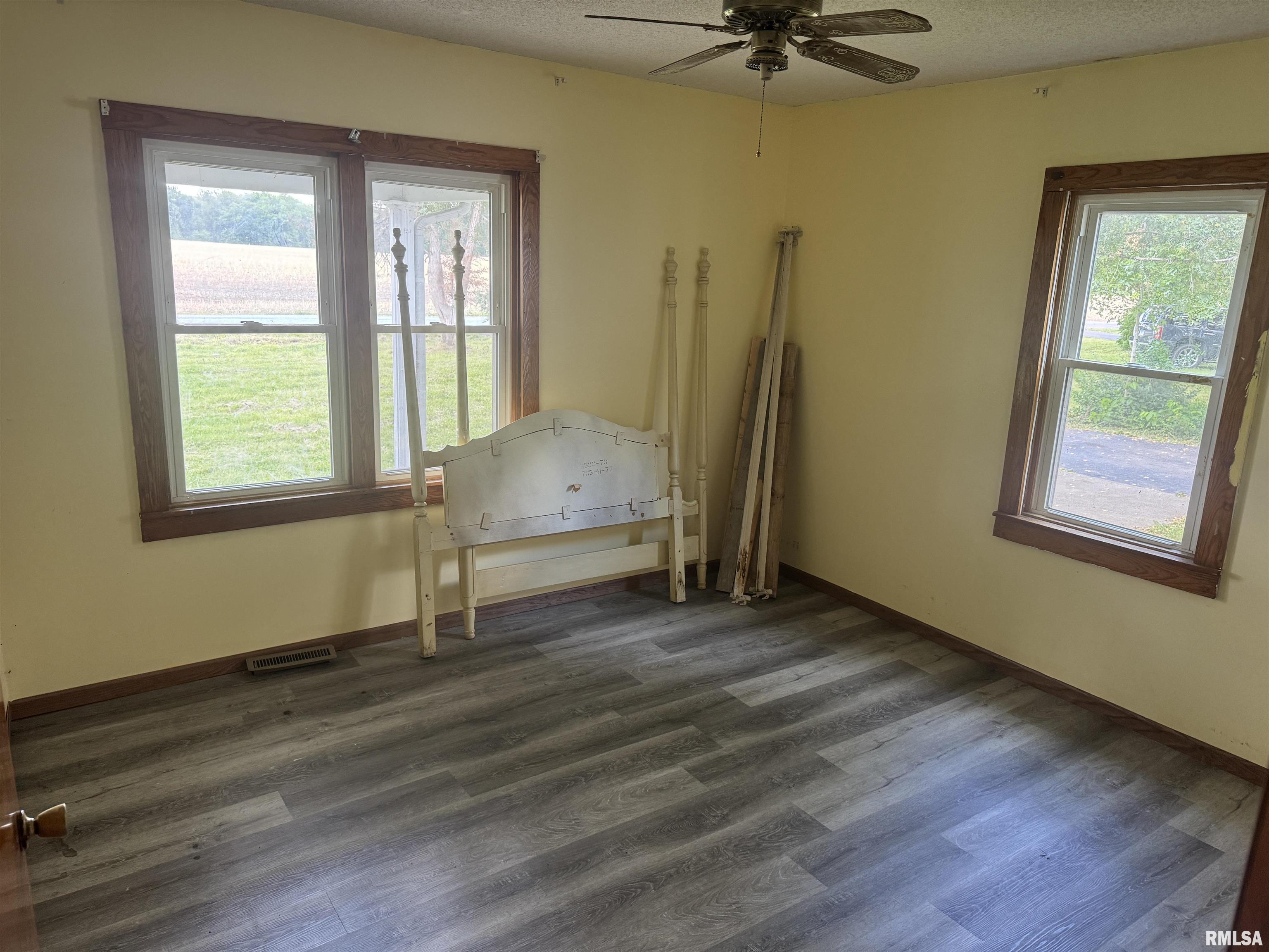 10122 Lincoln Road, Benton, Illinois image 24