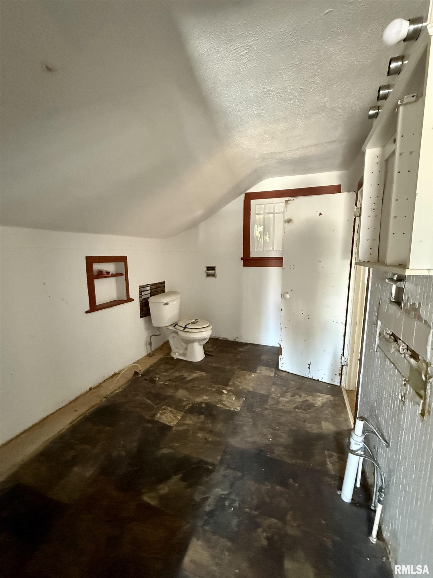 256 Selden Street, Galesburg, Illinois image 13