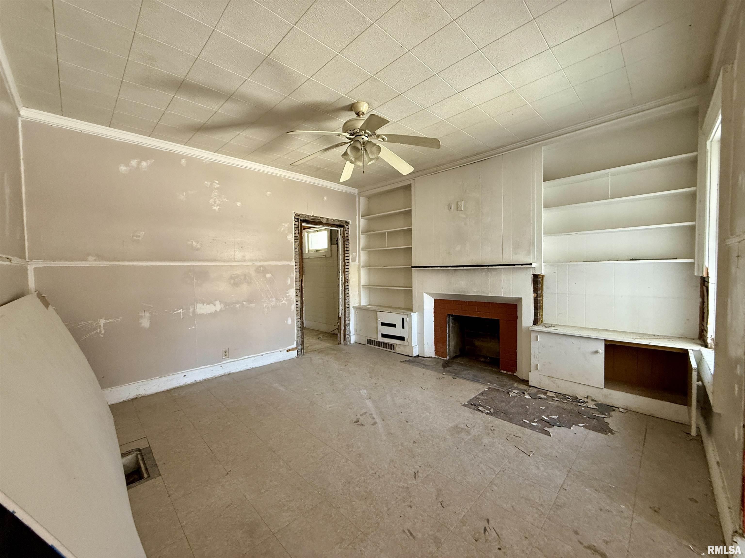 256 Selden Street, Galesburg, Illinois image 4