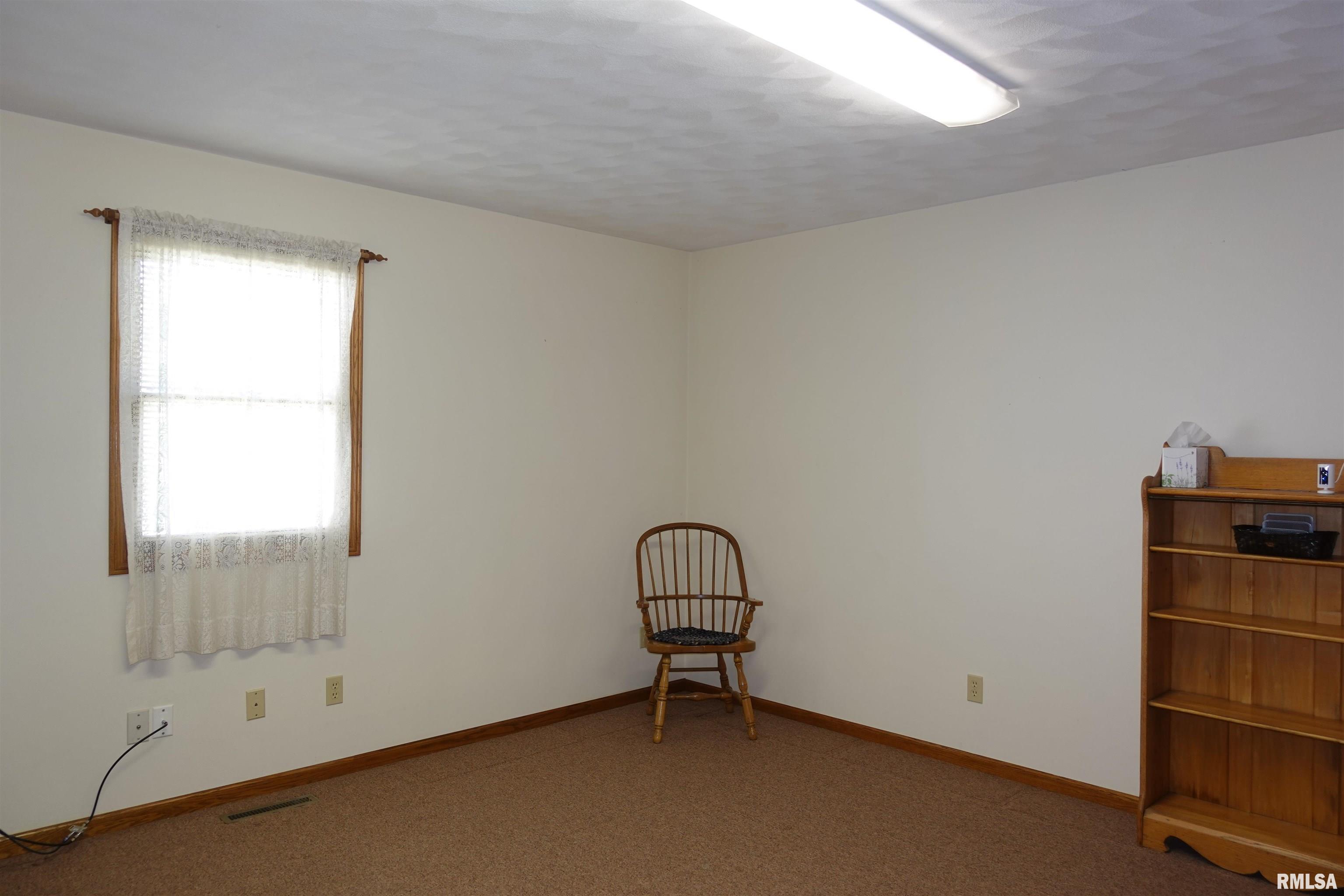 2691 Montague Drive, Galesburg, Illinois image 30