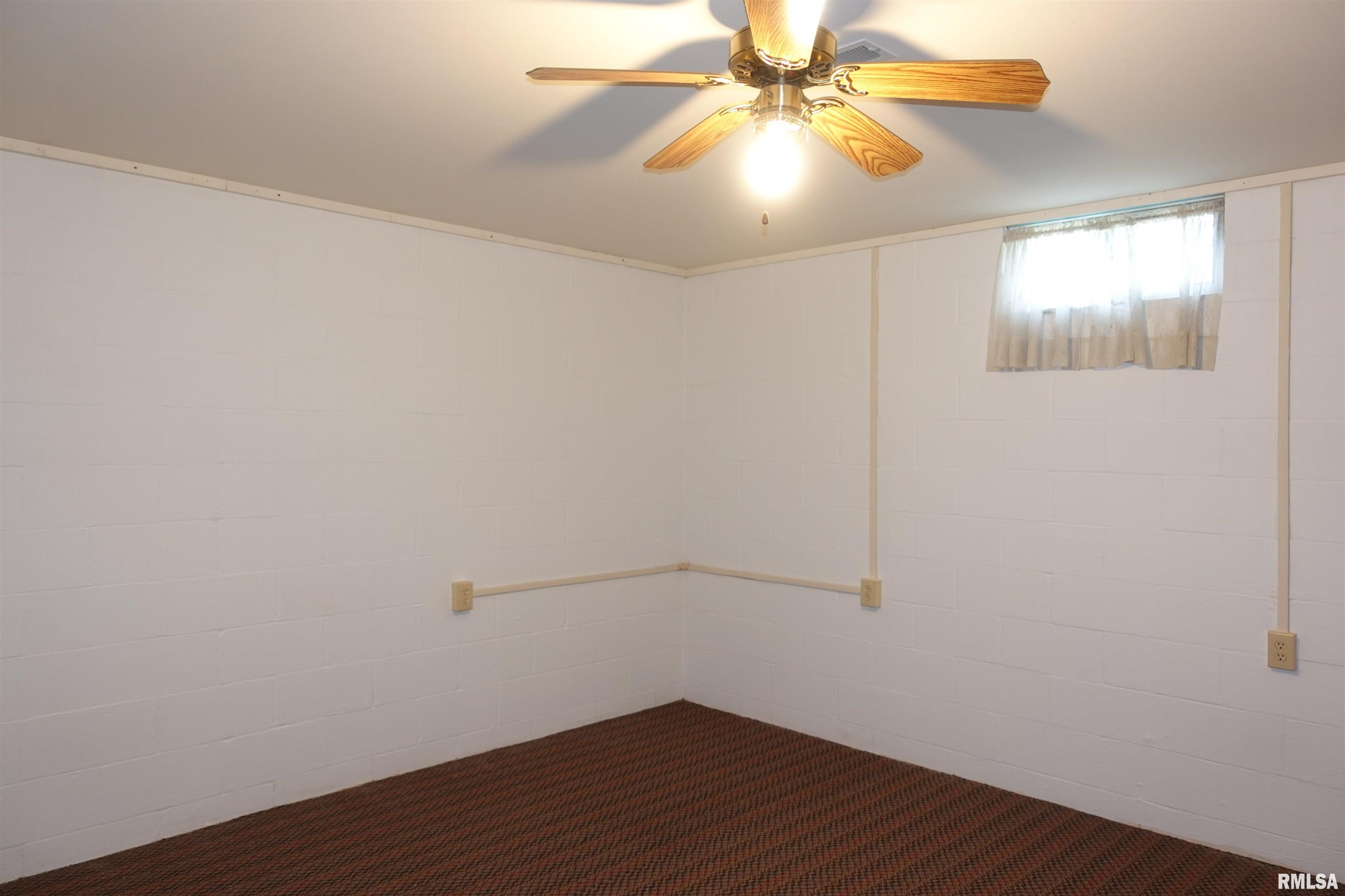 2691 Montague Drive, Galesburg, Illinois image 37
