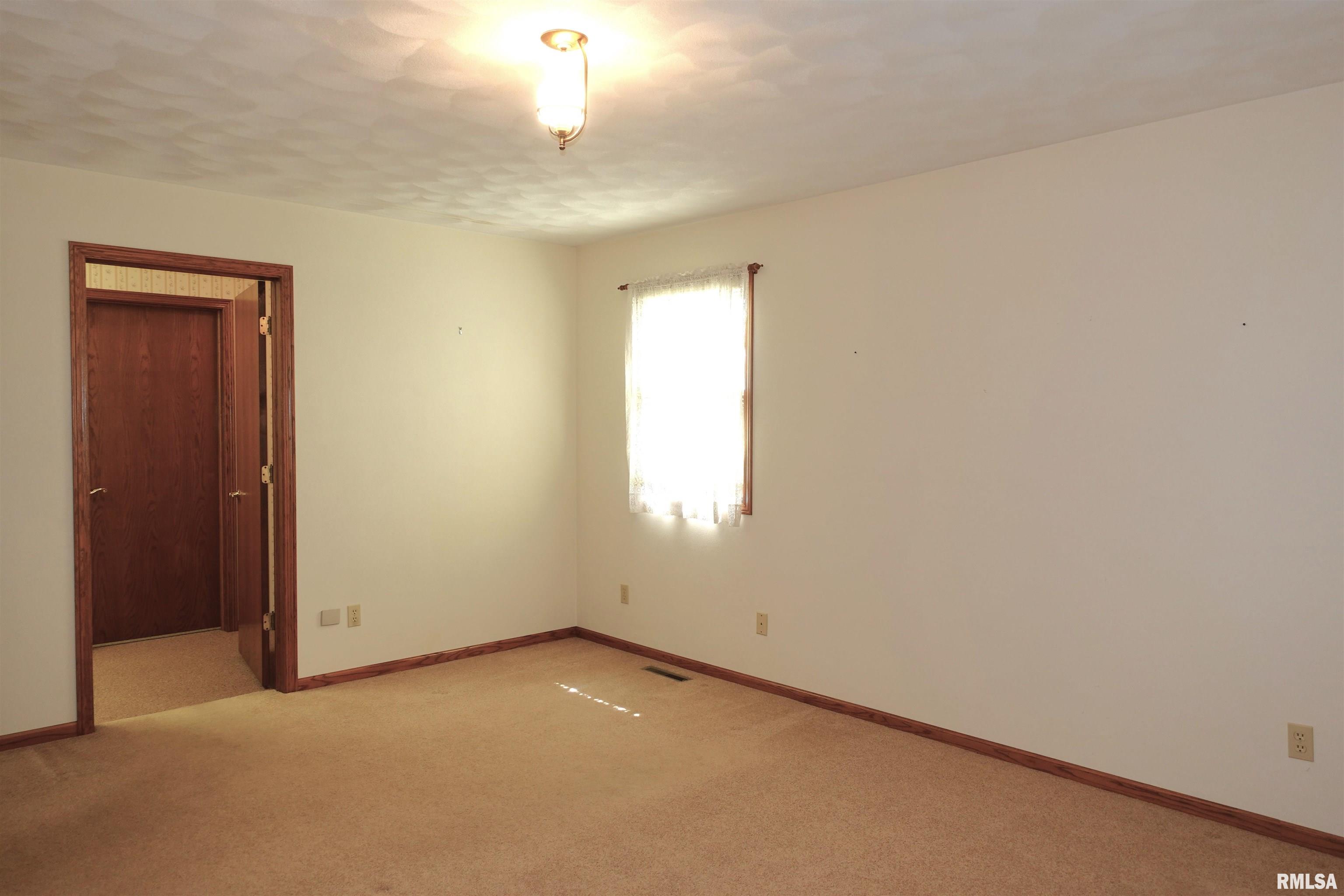 2691 Montague Drive, Galesburg, Illinois image 20