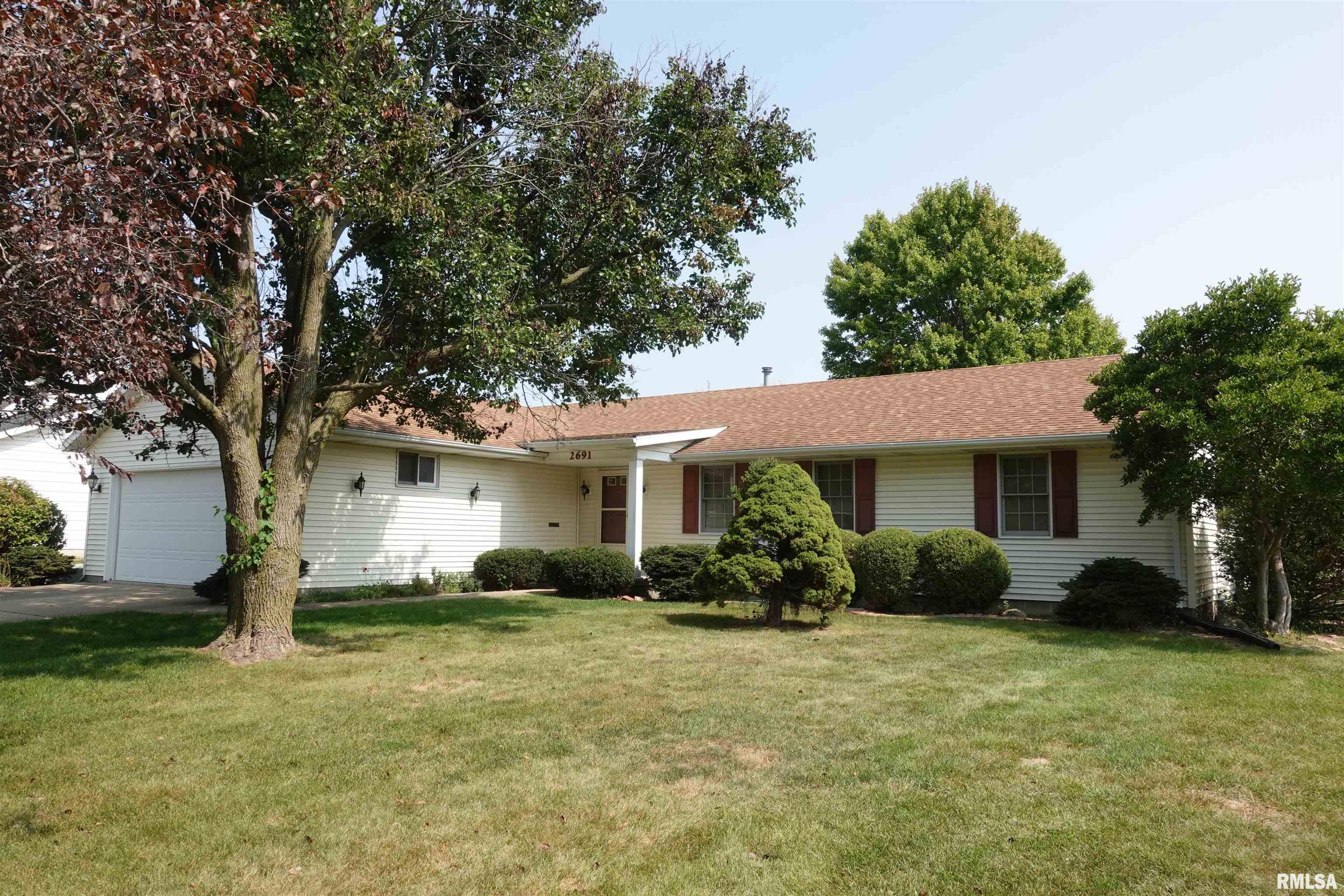 2691 Montague Drive, Galesburg, Illinois image 2