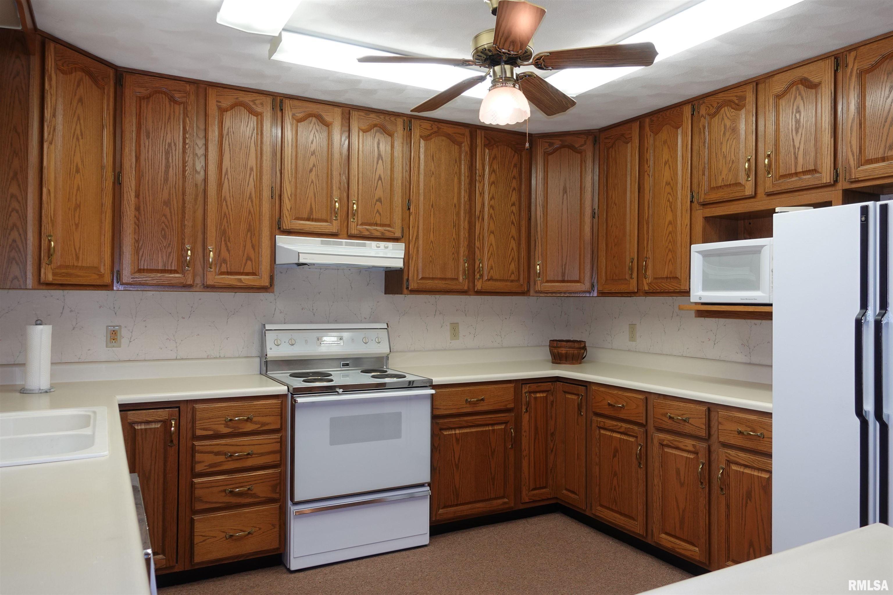 2691 Montague Drive, Galesburg, Illinois image 14