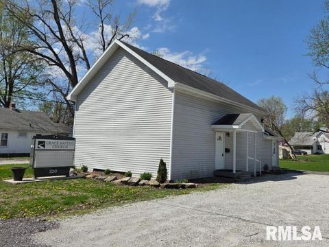 Homes For Sale - 320 N Mechanic Street<br/> Macomb, IL 61455