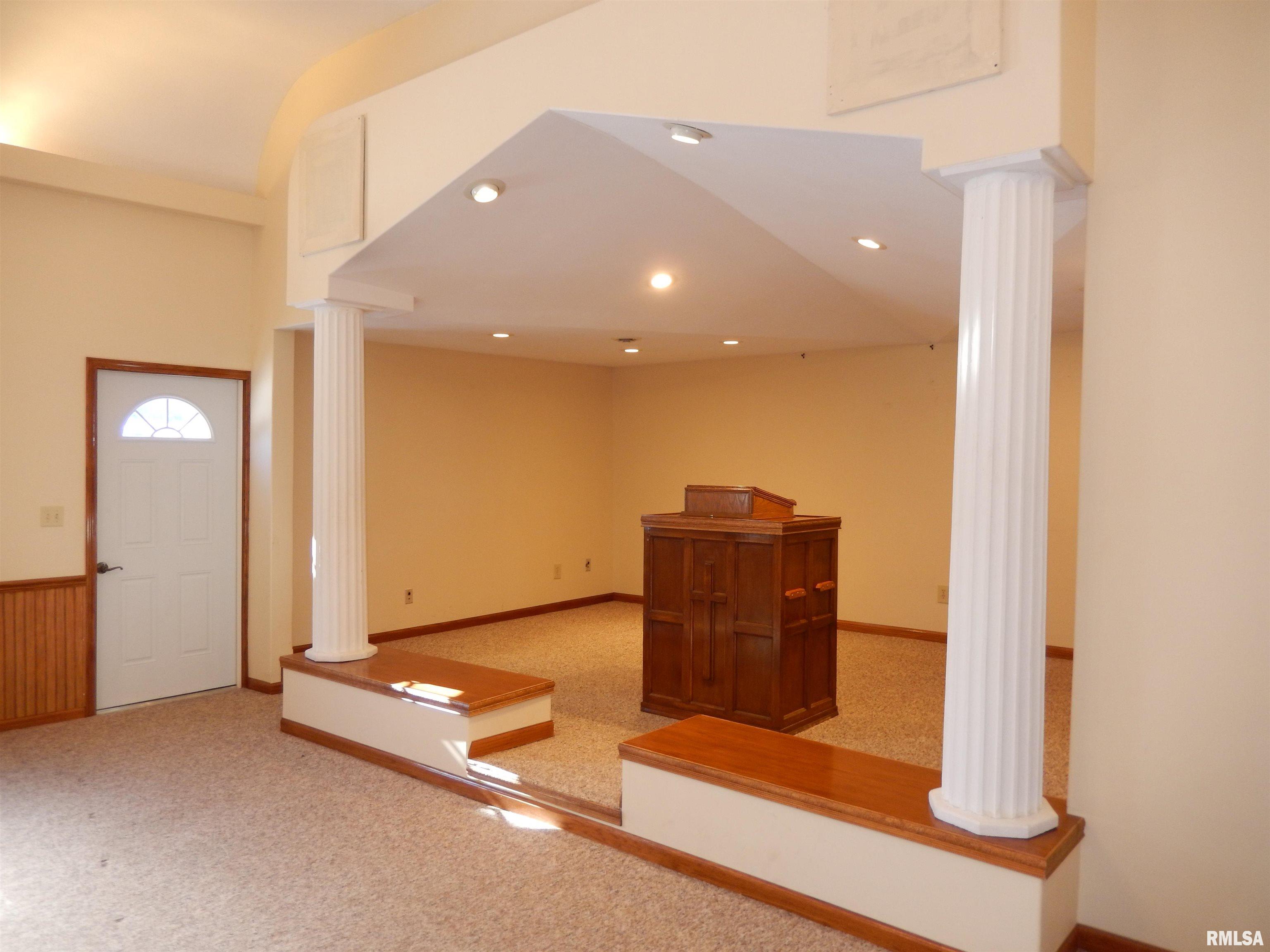 320 N Mechanic Street, Macomb, Illinois image 20