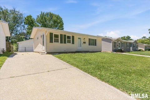 Homes For Sale - 1757 Fairmont Drive<br/> Springfield, IL 62702