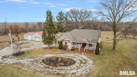 Homes For Sale - 348 Us Hwy 51<br/> Pana, IL 62557