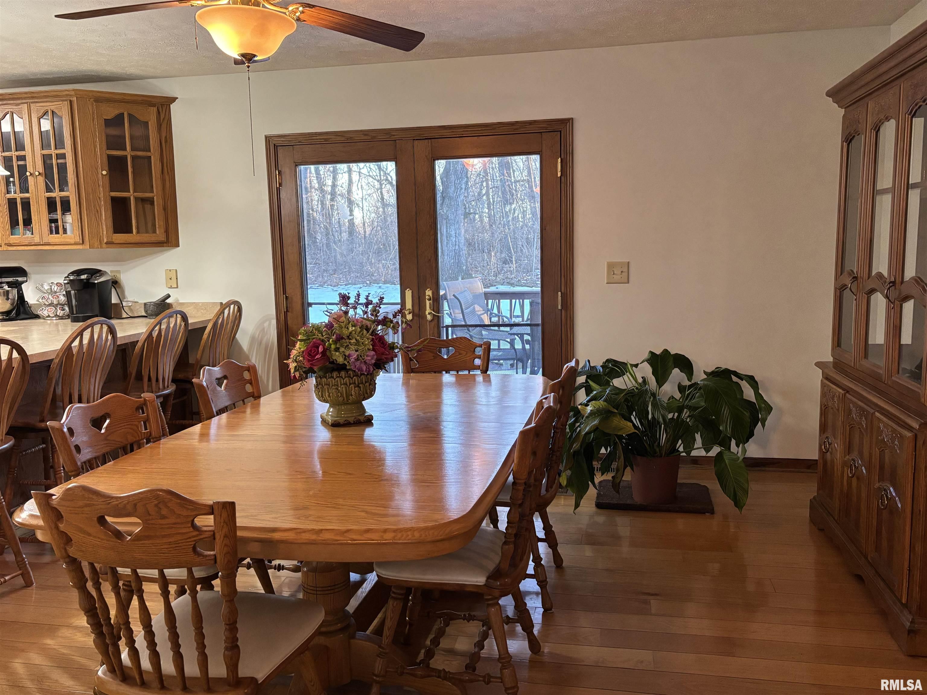 8956 Strawberry Lane, Dawson, Illinois image 19