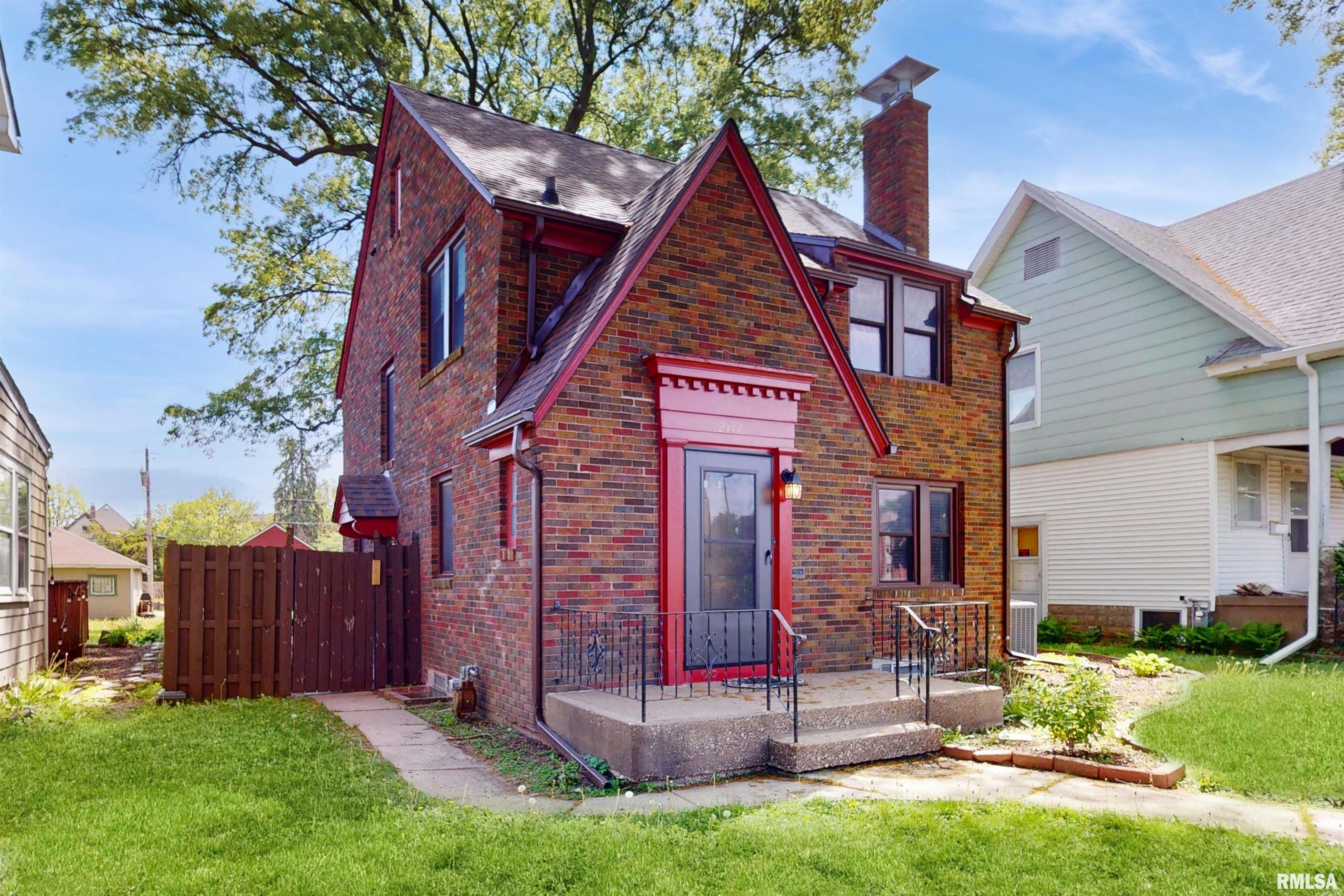 2117 Harrison Street, Davenport, Iowa image 2