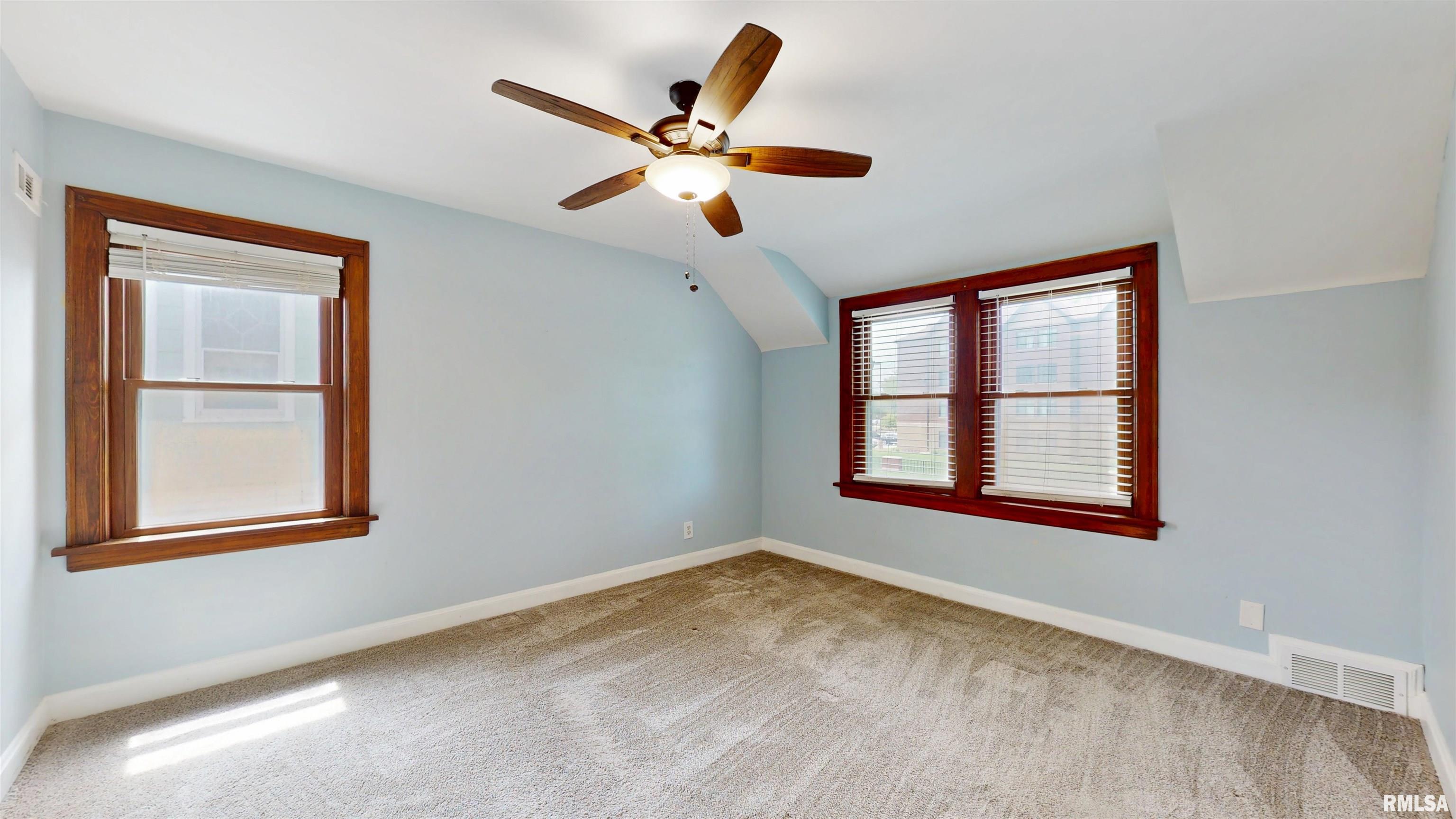 2117 Harrison Street, Davenport, Iowa image 15