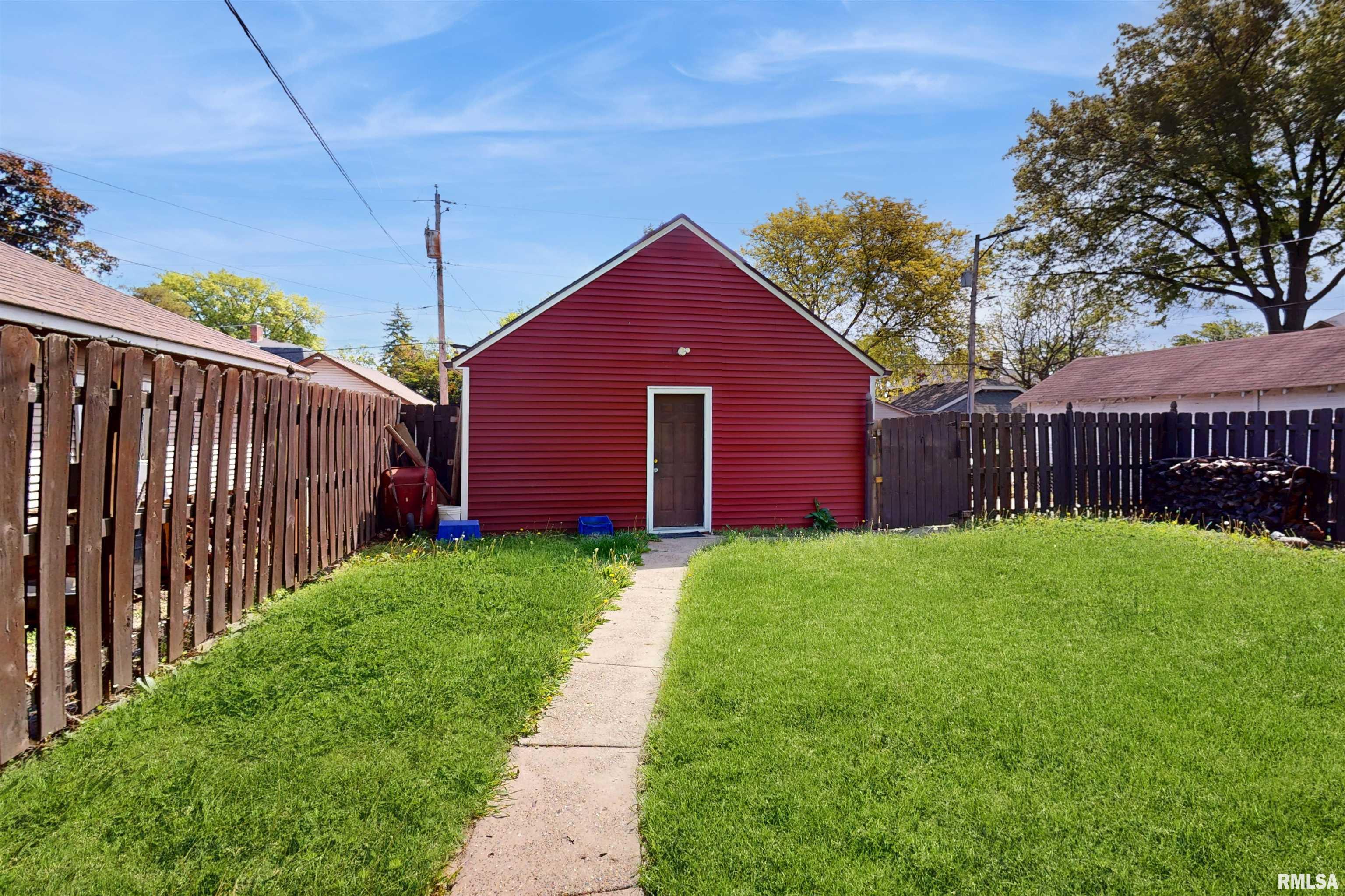 2117 Harrison Street, Davenport, Iowa image 26