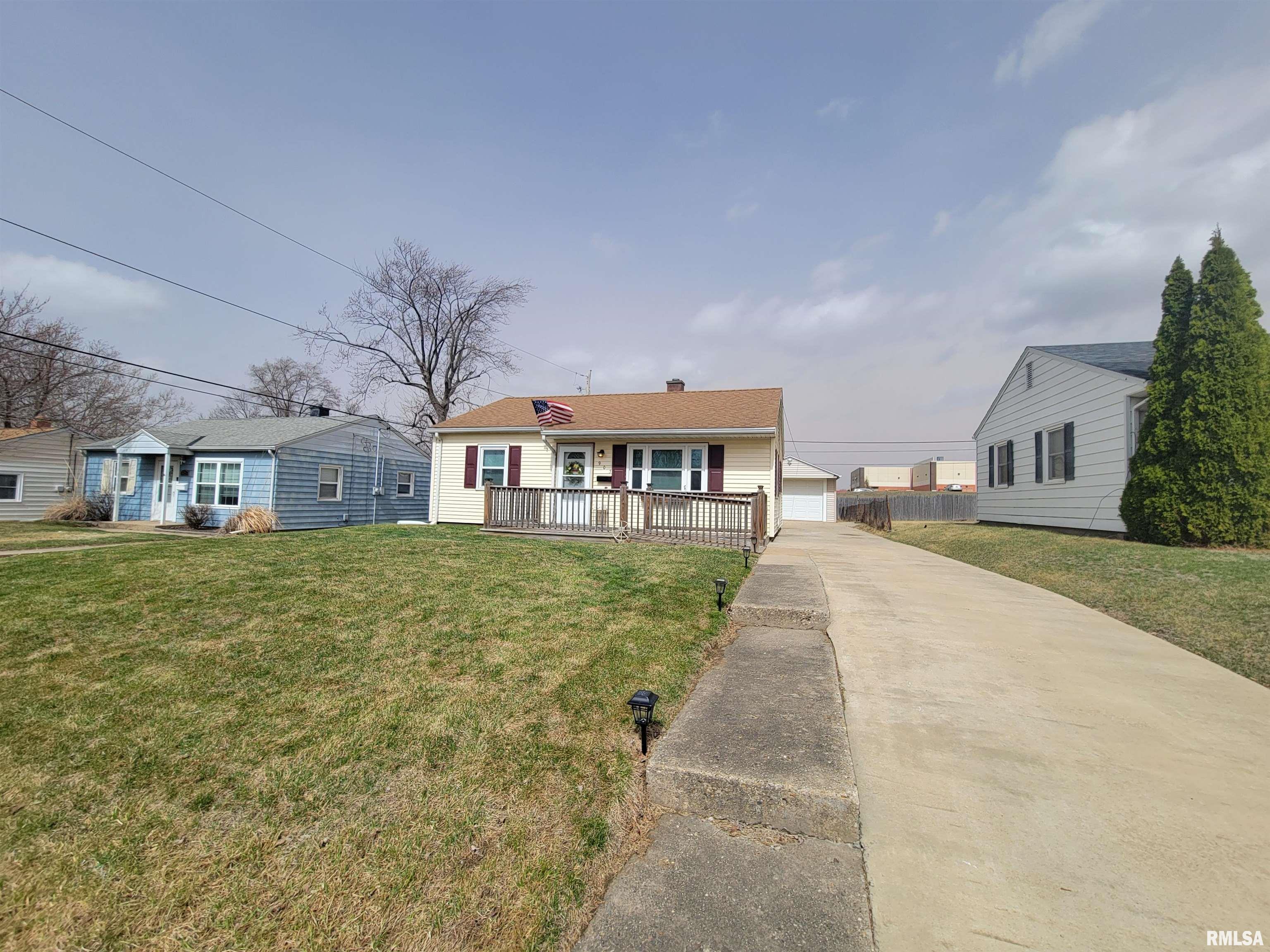 903 W Ridgemont Road, Peoria, Illinois image 2