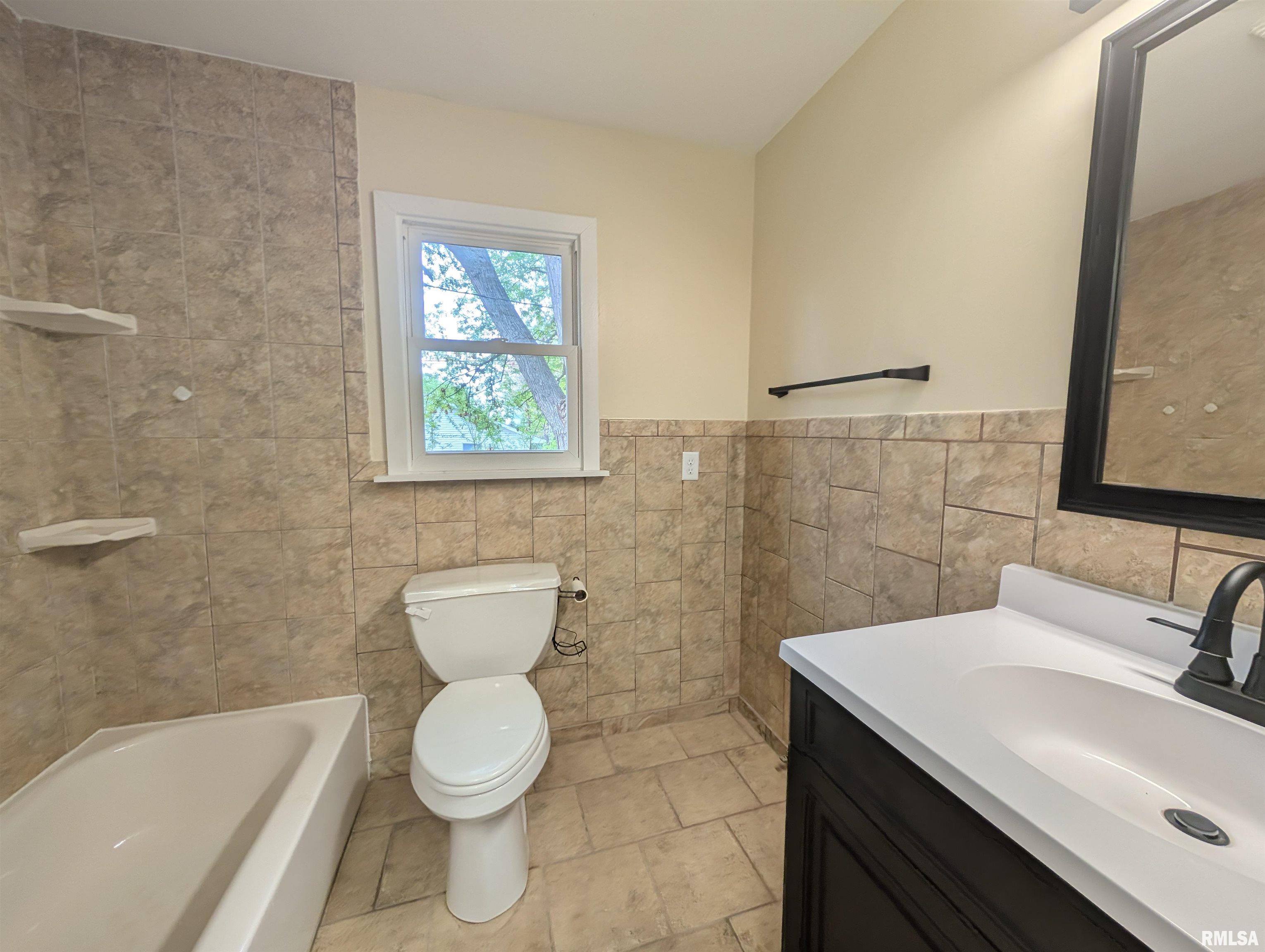 205 James Parkway, Washington, Illinois image 11