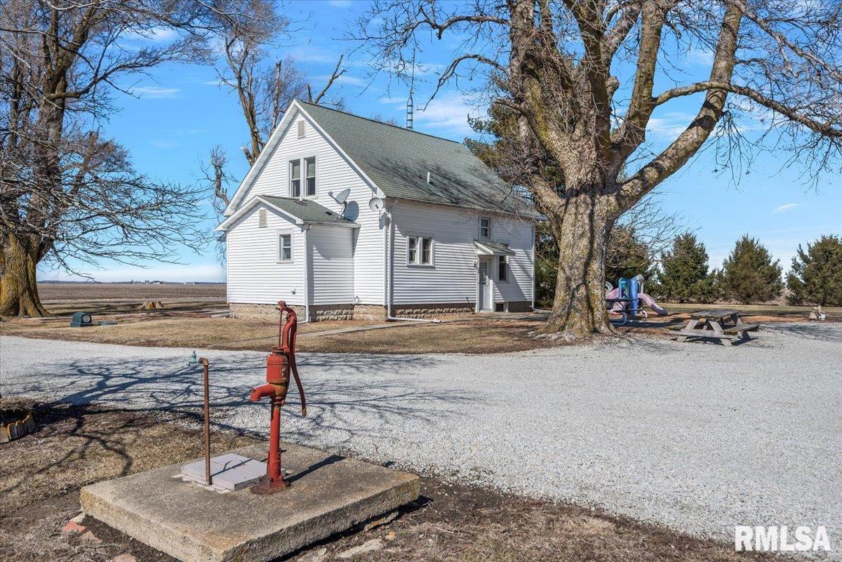 410 N 1600 E Road, Pana, Illinois image 33