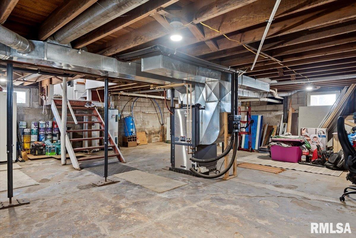 410 N 1600 E Road, Pana, Illinois image 30