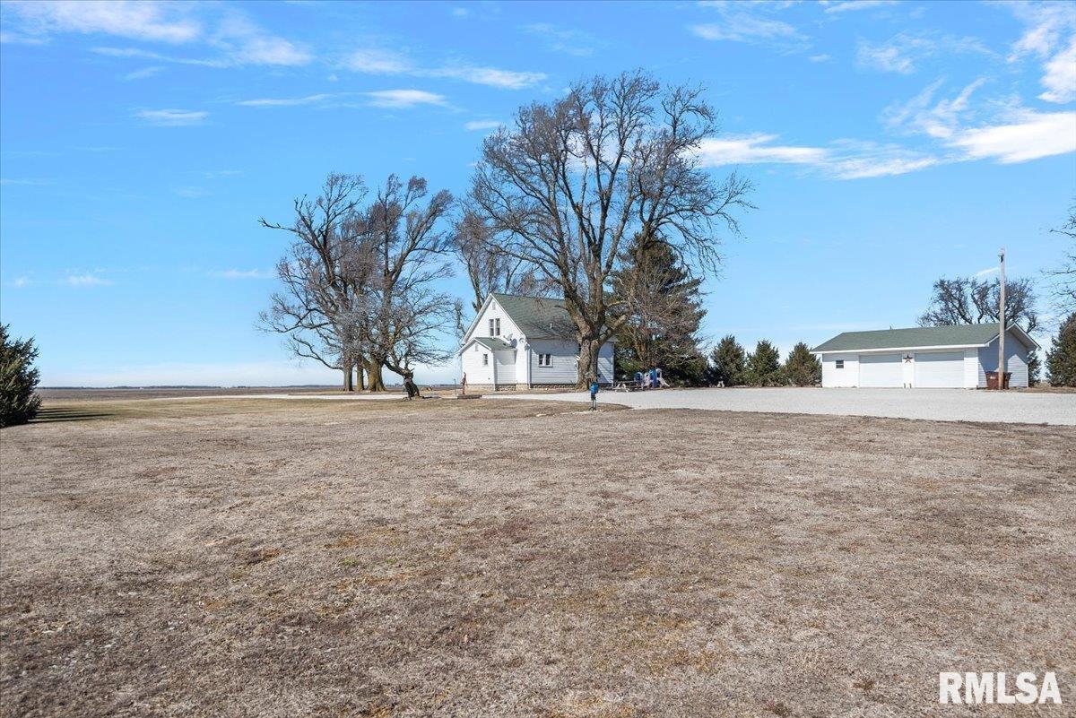 410 N 1600 E Road, Pana, Illinois image 38