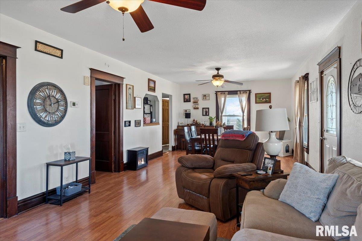 410 N 1600 E Road, Pana, Illinois image 8