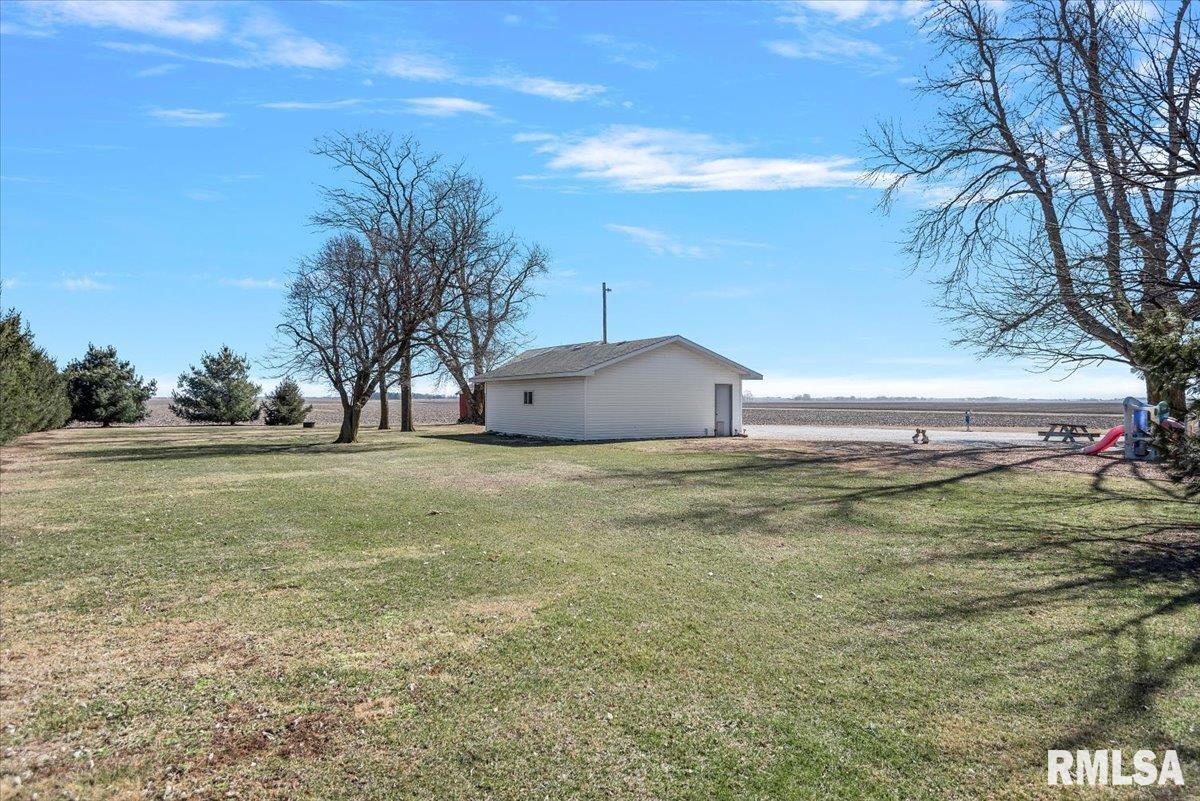 410 N 1600 E Road, Pana, Illinois image 41