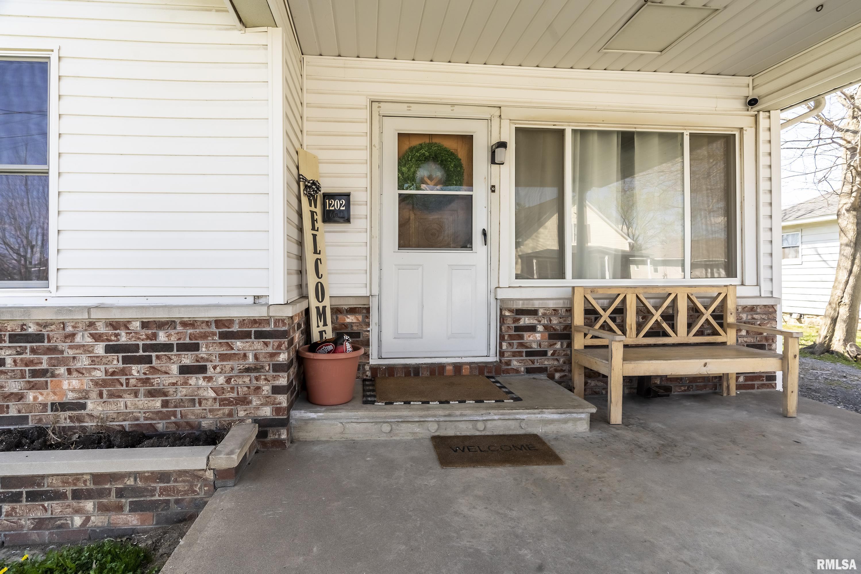 1202 Davis Avenue, Johnston City, Illinois image 4