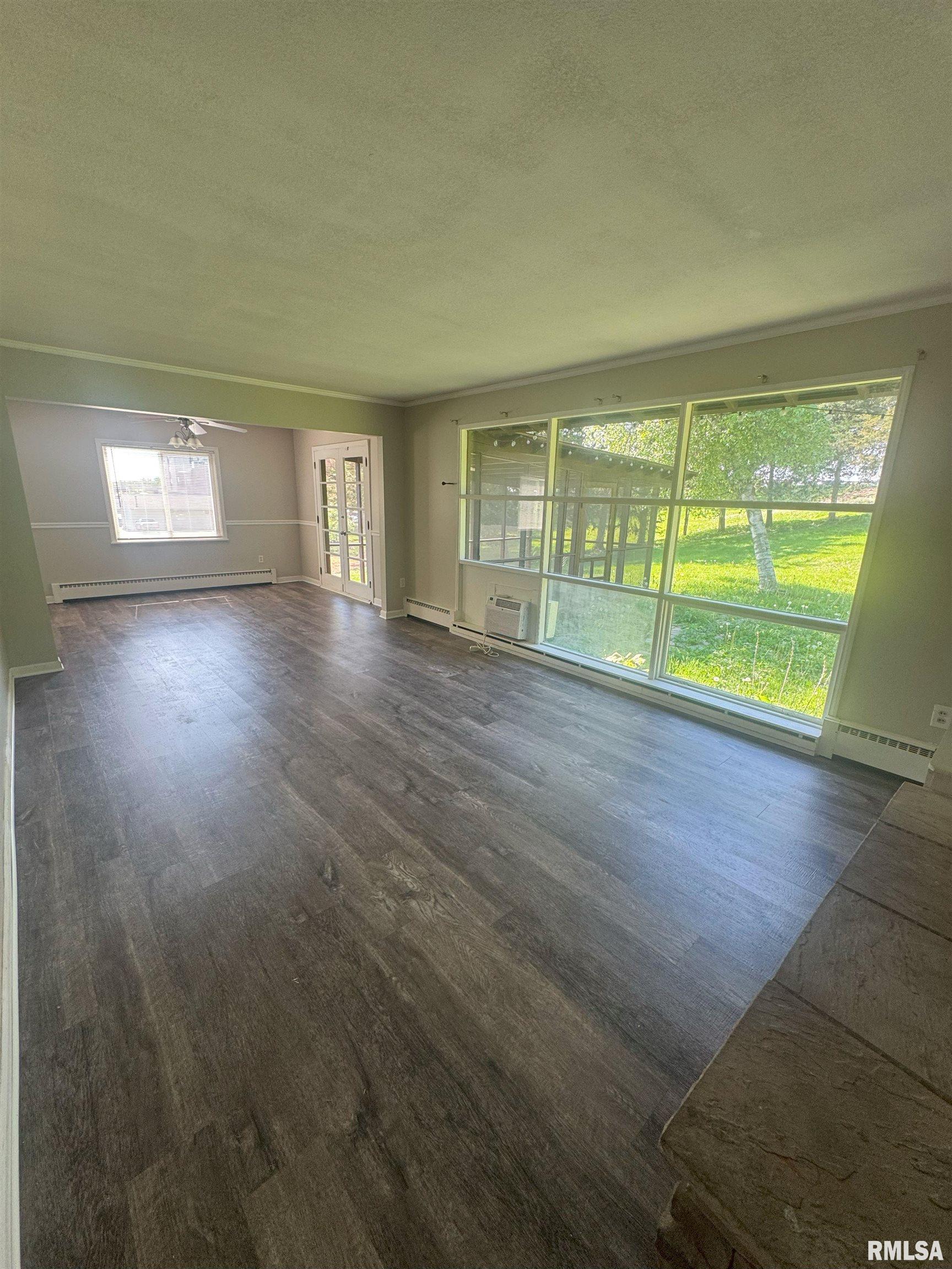 1510 Lazy Lane, Clinton, Iowa image 2
