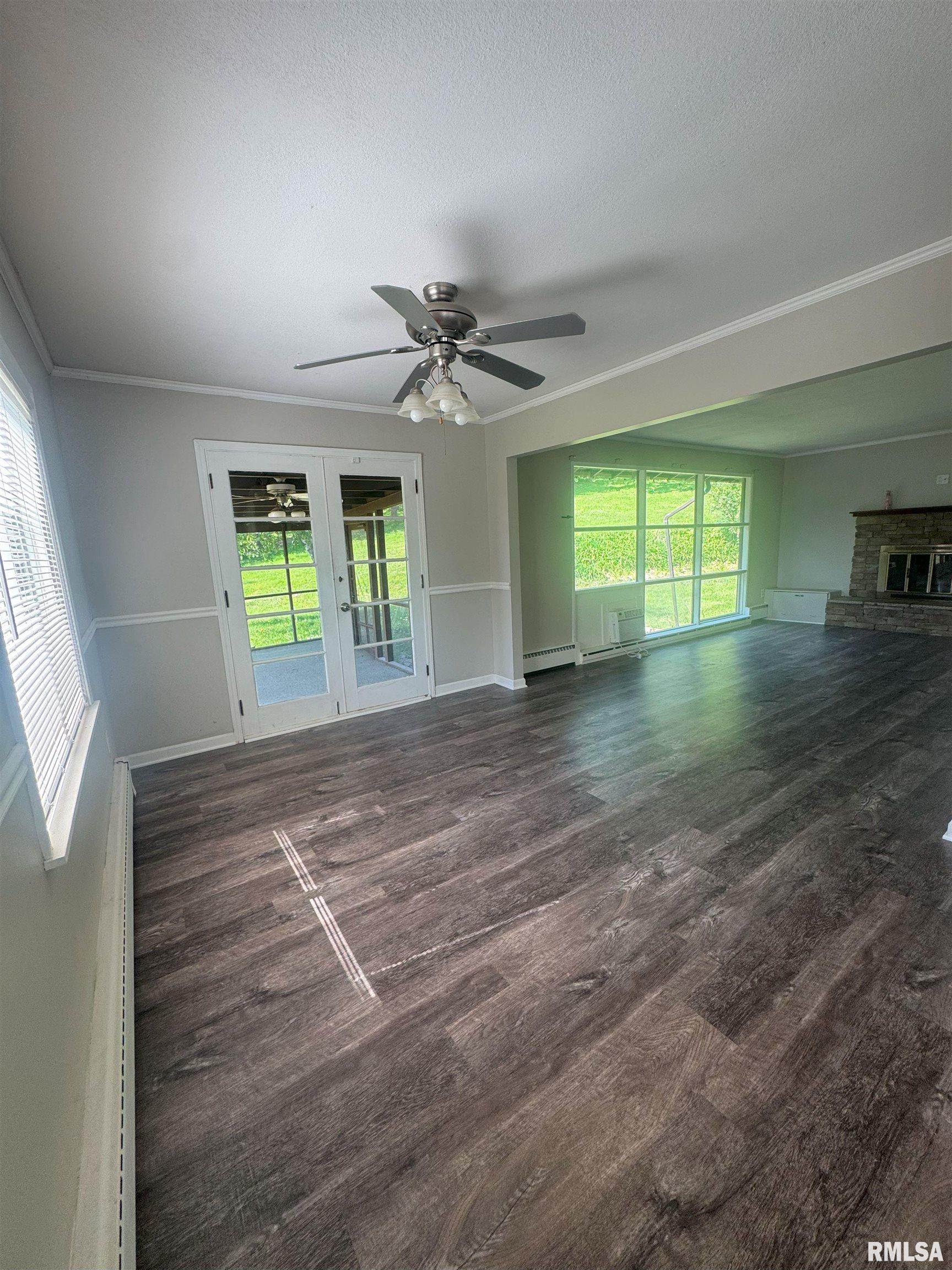 1510 Lazy Lane, Clinton, Iowa image 5