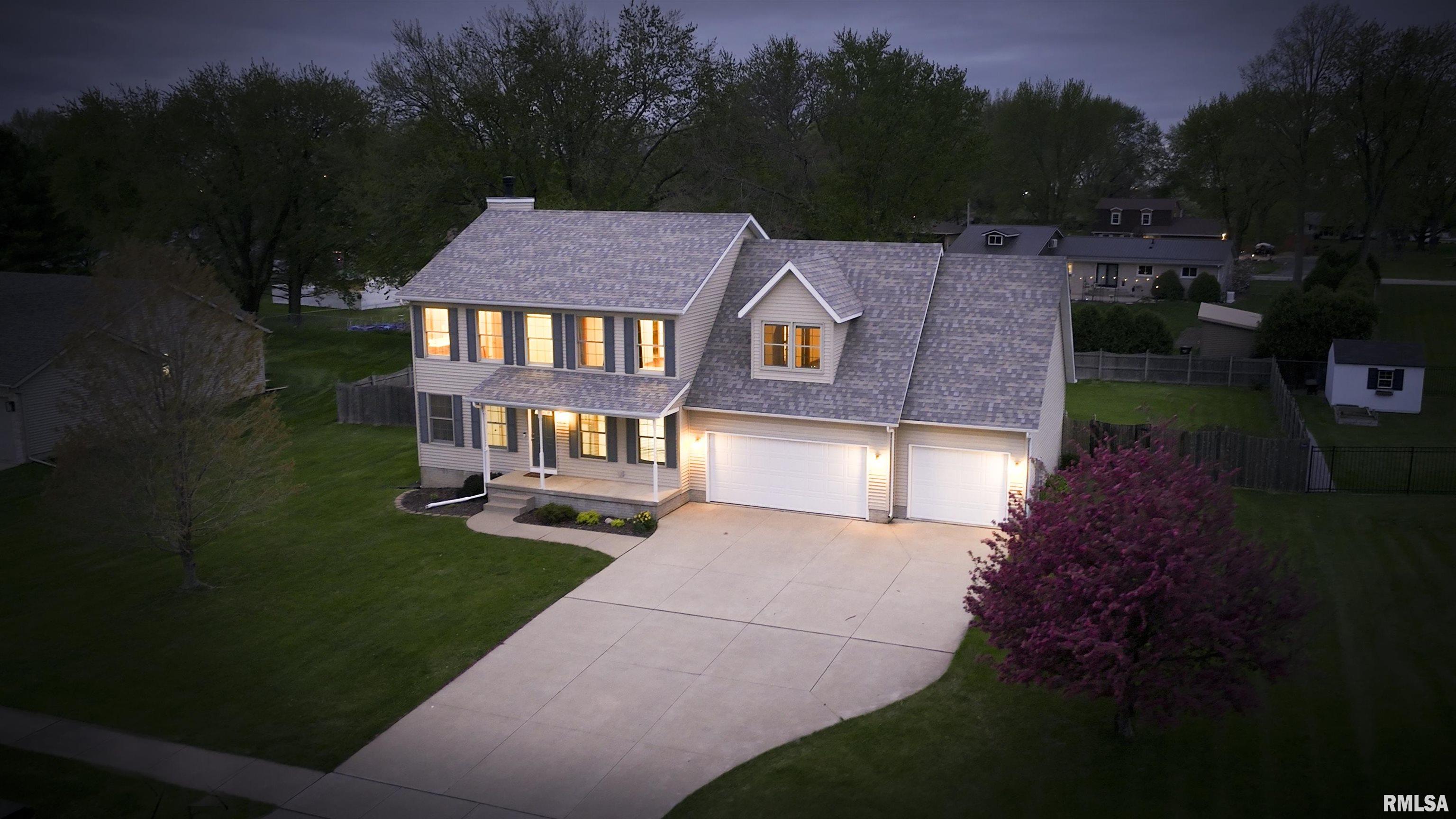 3212 Hunter Lane, Eldridge, Iowa image 1