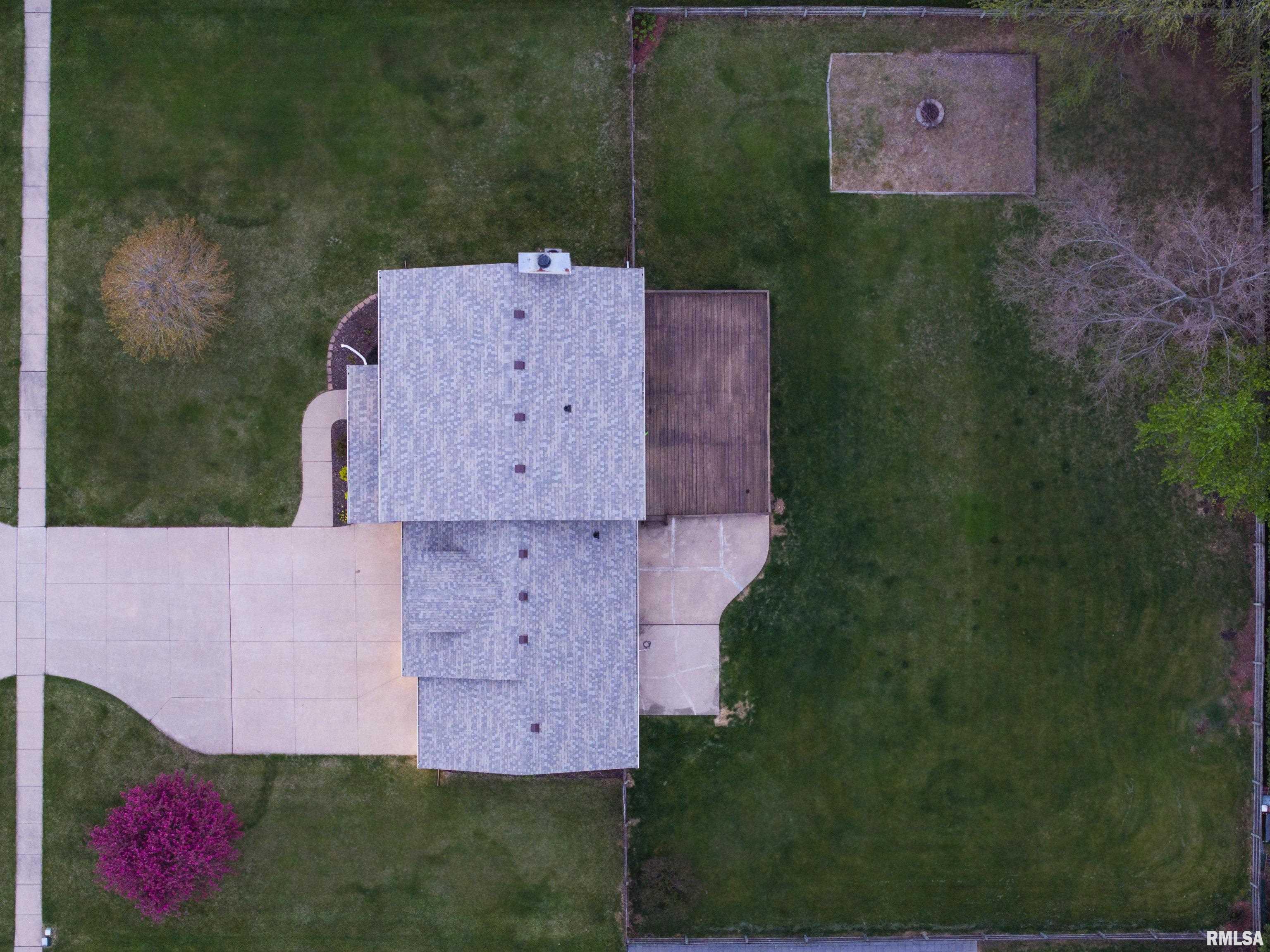 3212 Hunter Lane, Eldridge, Iowa image 32
