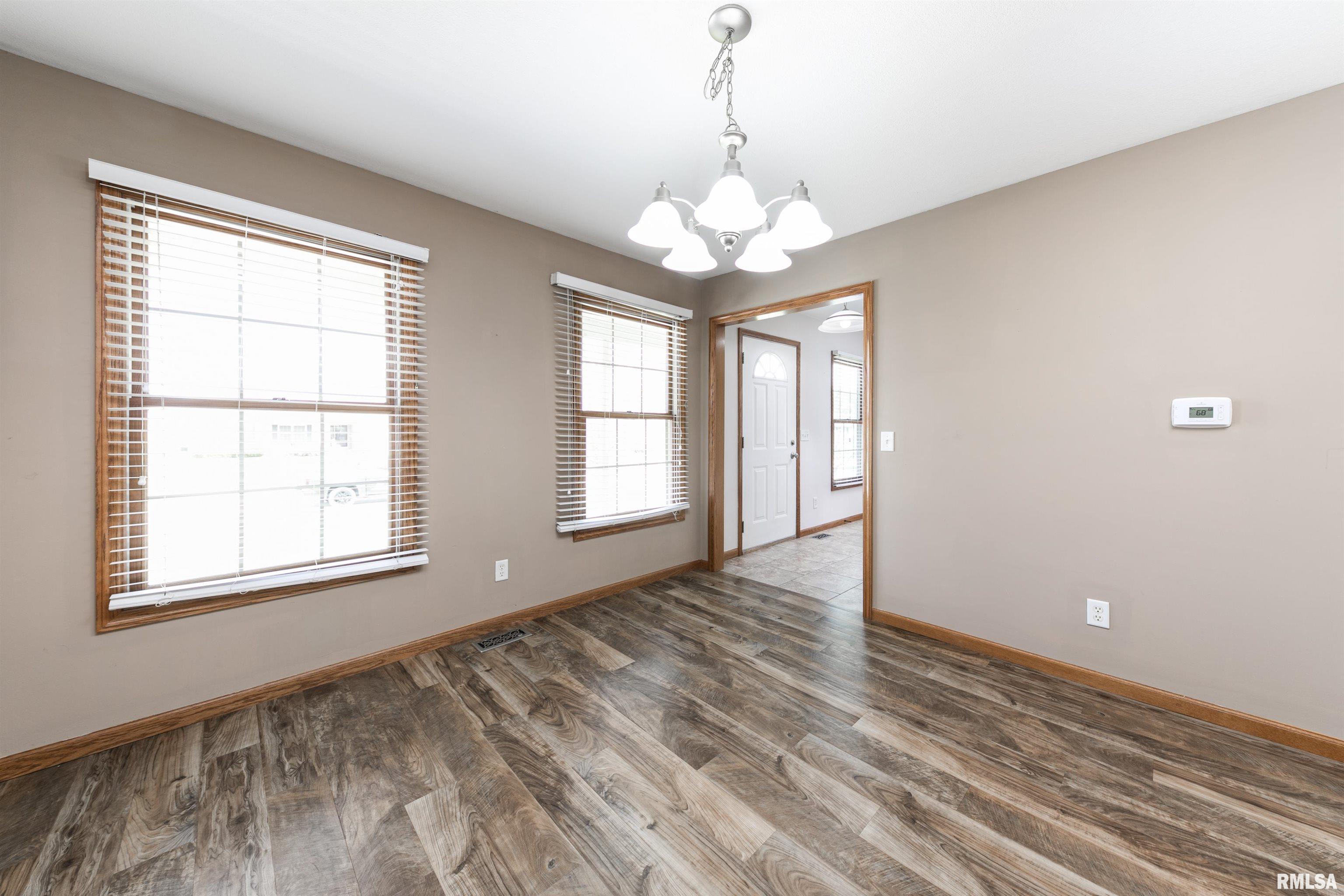 3212 Hunter Lane, Eldridge, Iowa image 15