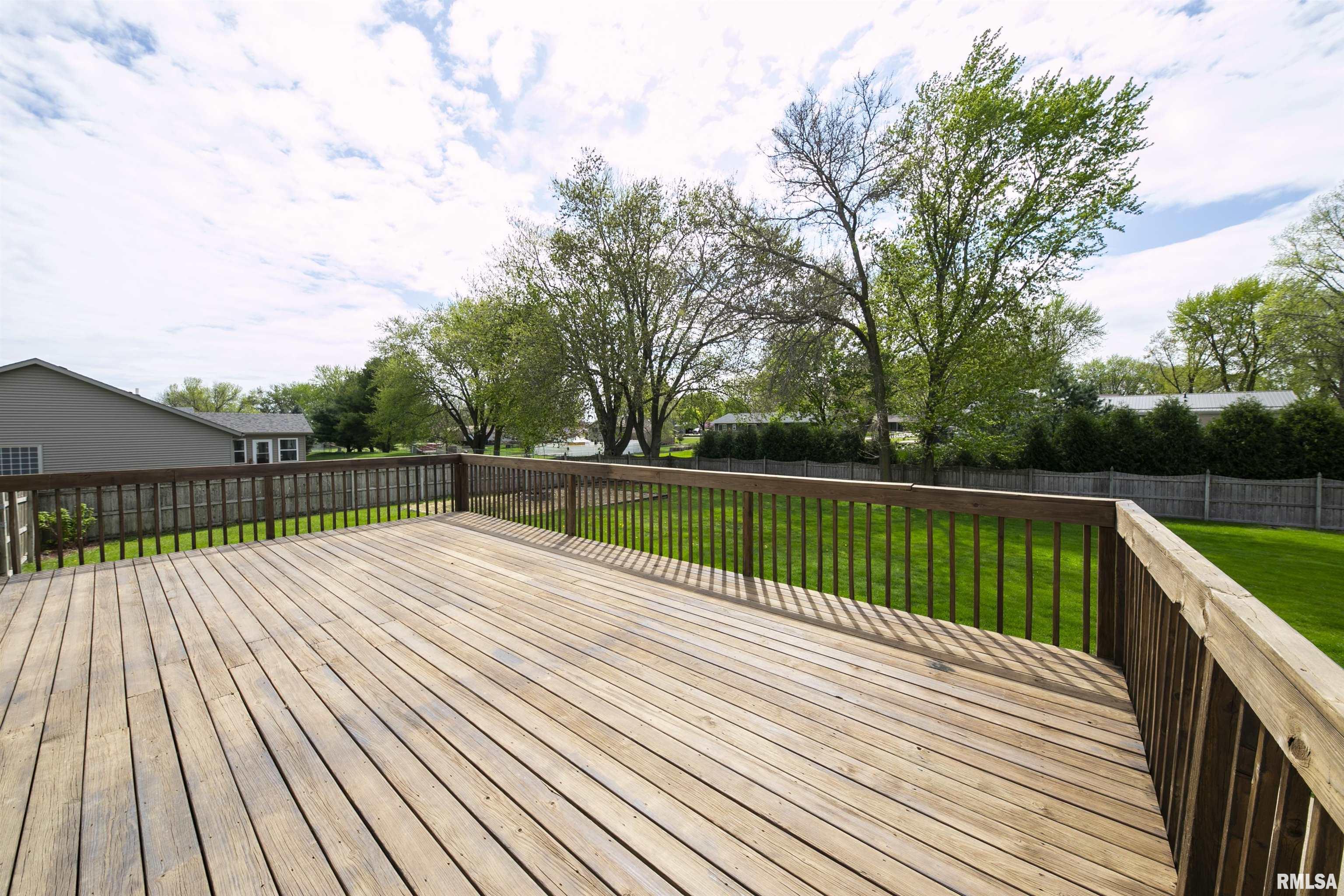 3212 Hunter Lane, Eldridge, Iowa image 26