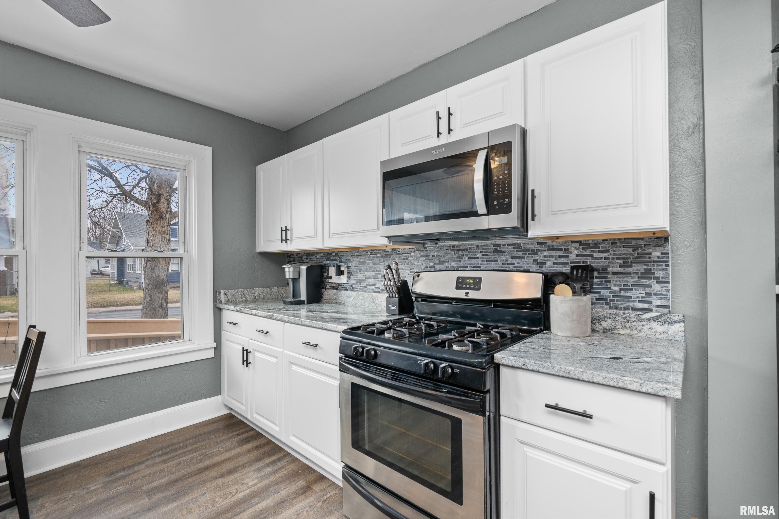 2103 N Division Street, Davenport, Iowa image 5