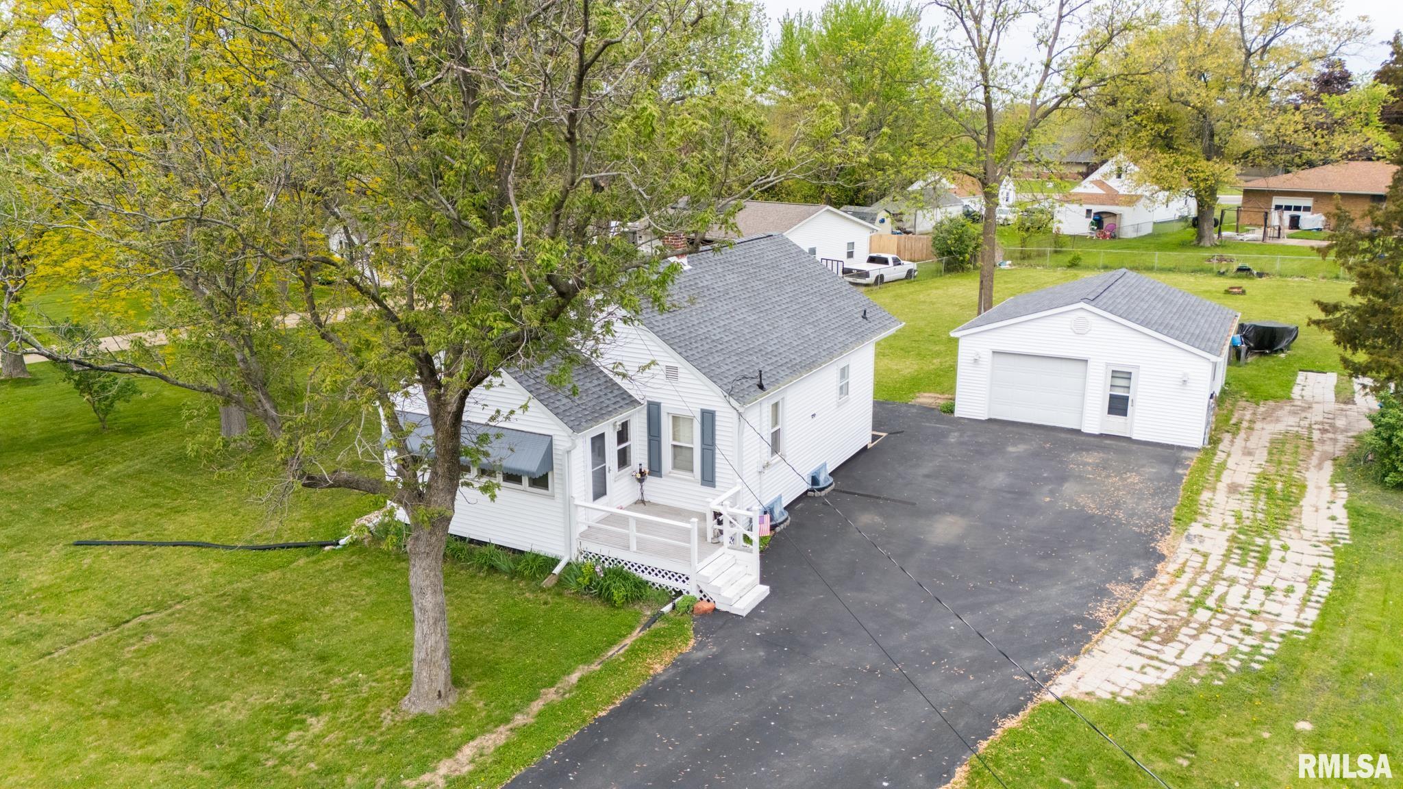 312 Ritchie Street, East Peoria, Illinois image 5