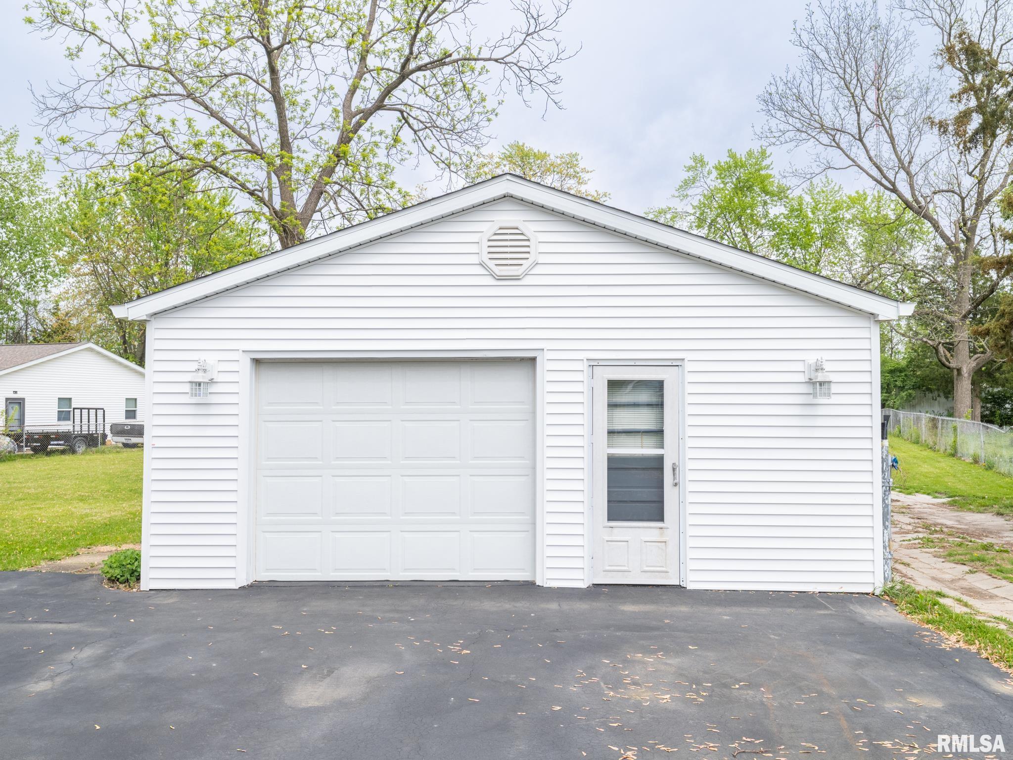 312 Ritchie Street, East Peoria, Illinois image 47