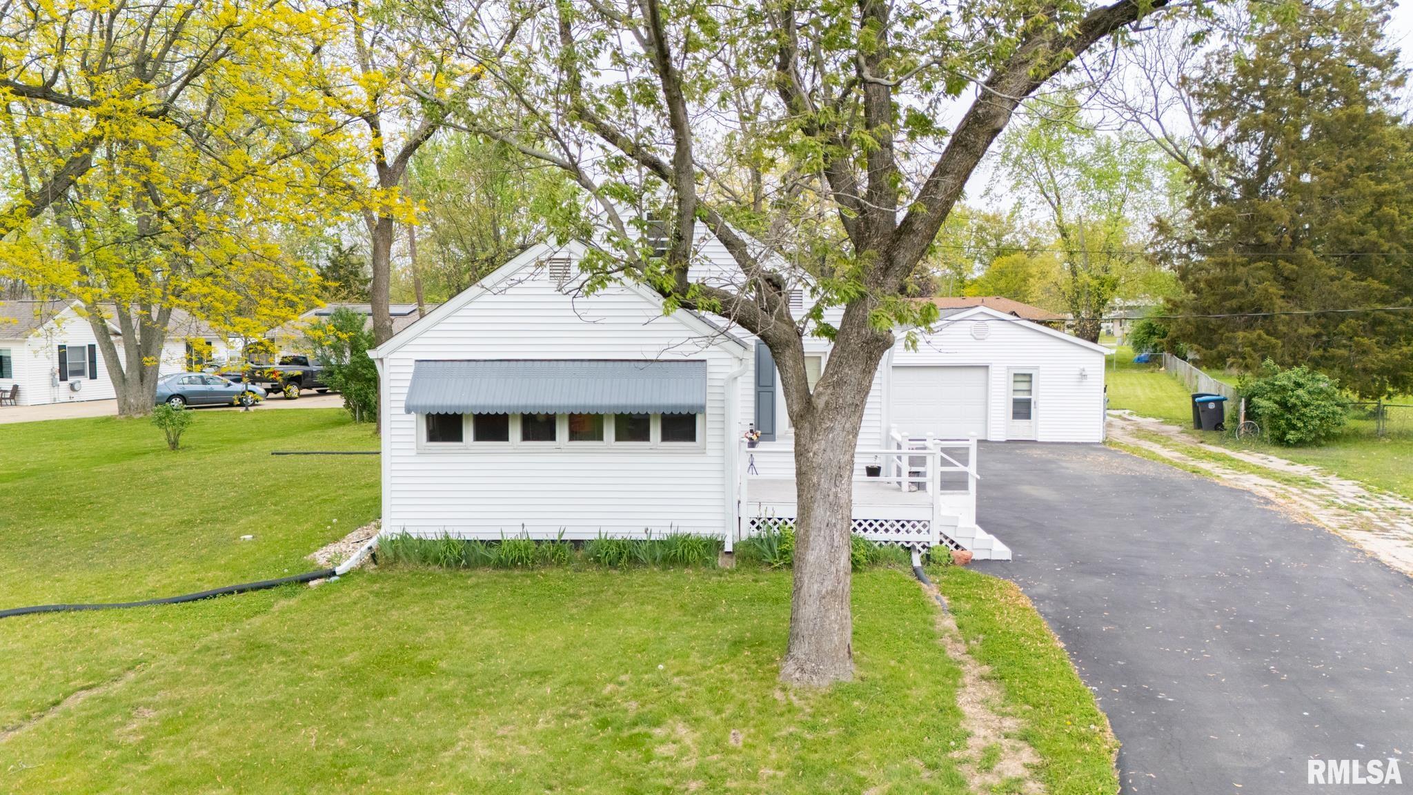 312 Ritchie Street, East Peoria, Illinois image 4