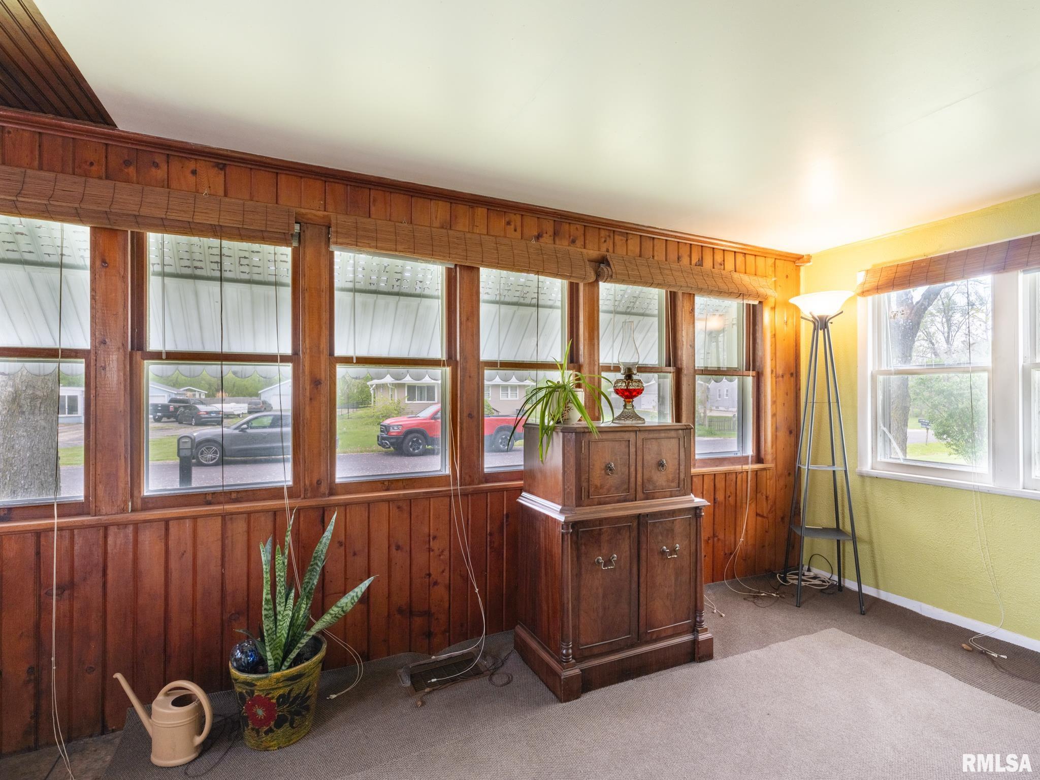 312 Ritchie Street, East Peoria, Illinois image 9