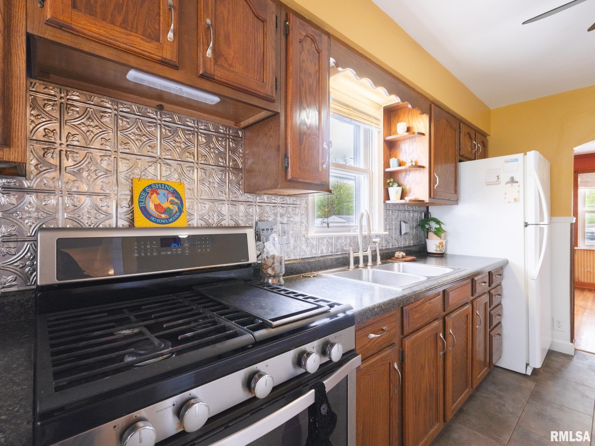 312 Ritchie Street, East Peoria, Illinois image 22