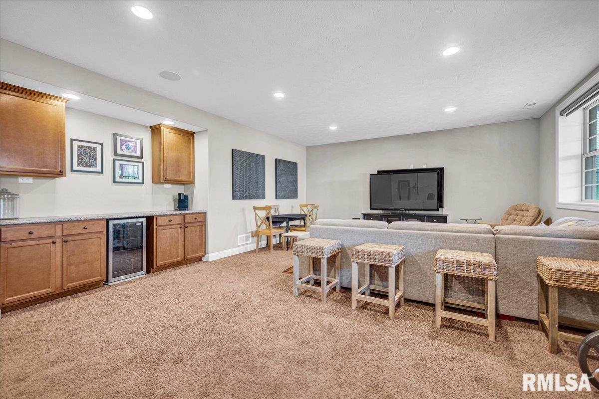 1210 Norma Drive, Bloomington, Illinois image 35