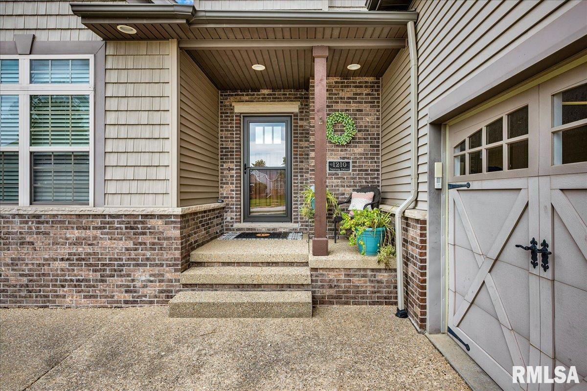 1210 Norma Drive, Bloomington, Illinois image 5