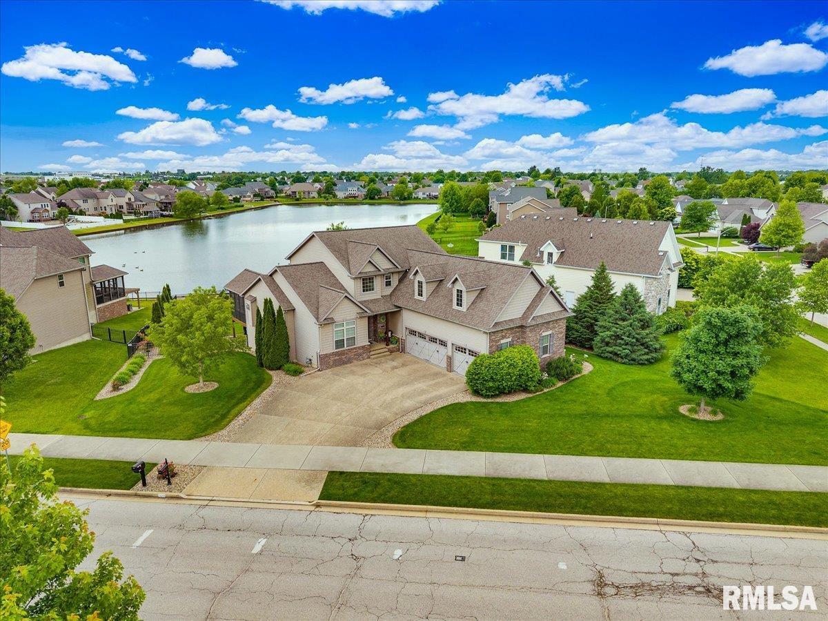 1210 Norma Drive, Bloomington, Illinois image 2