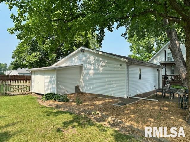 918 S Diamond Street, Jacksonville, Illinois image 33