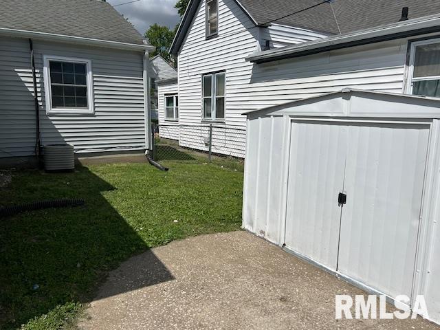 818 Van Buren Street, Quincy, Illinois image 13