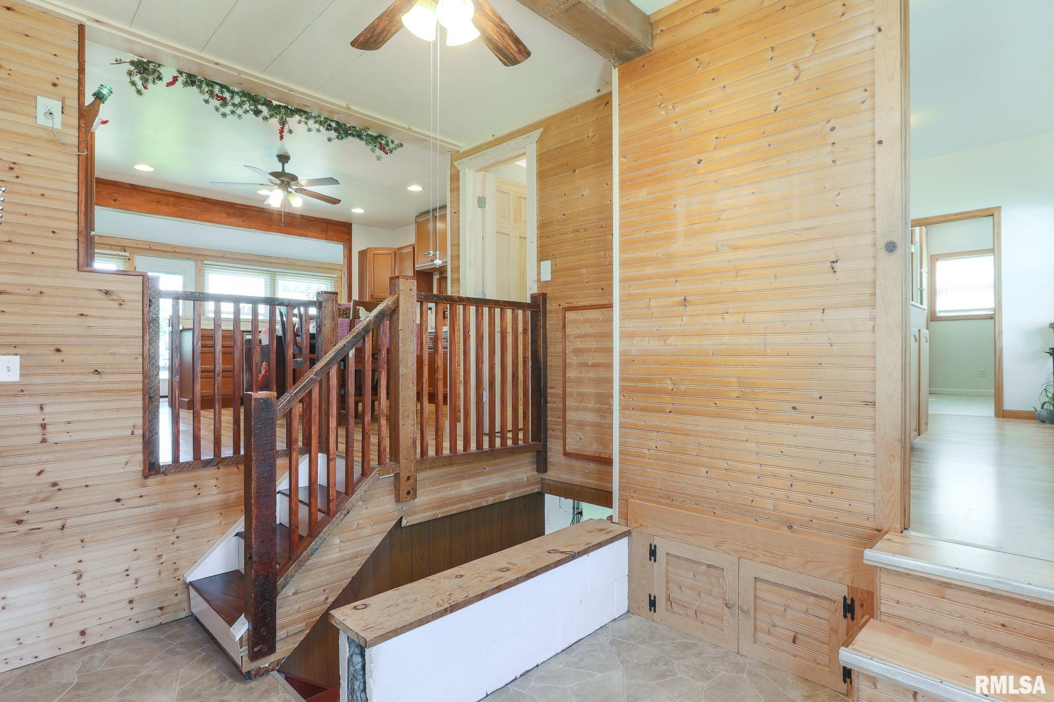 113 W Essex Street, Glasford, Illinois image 16