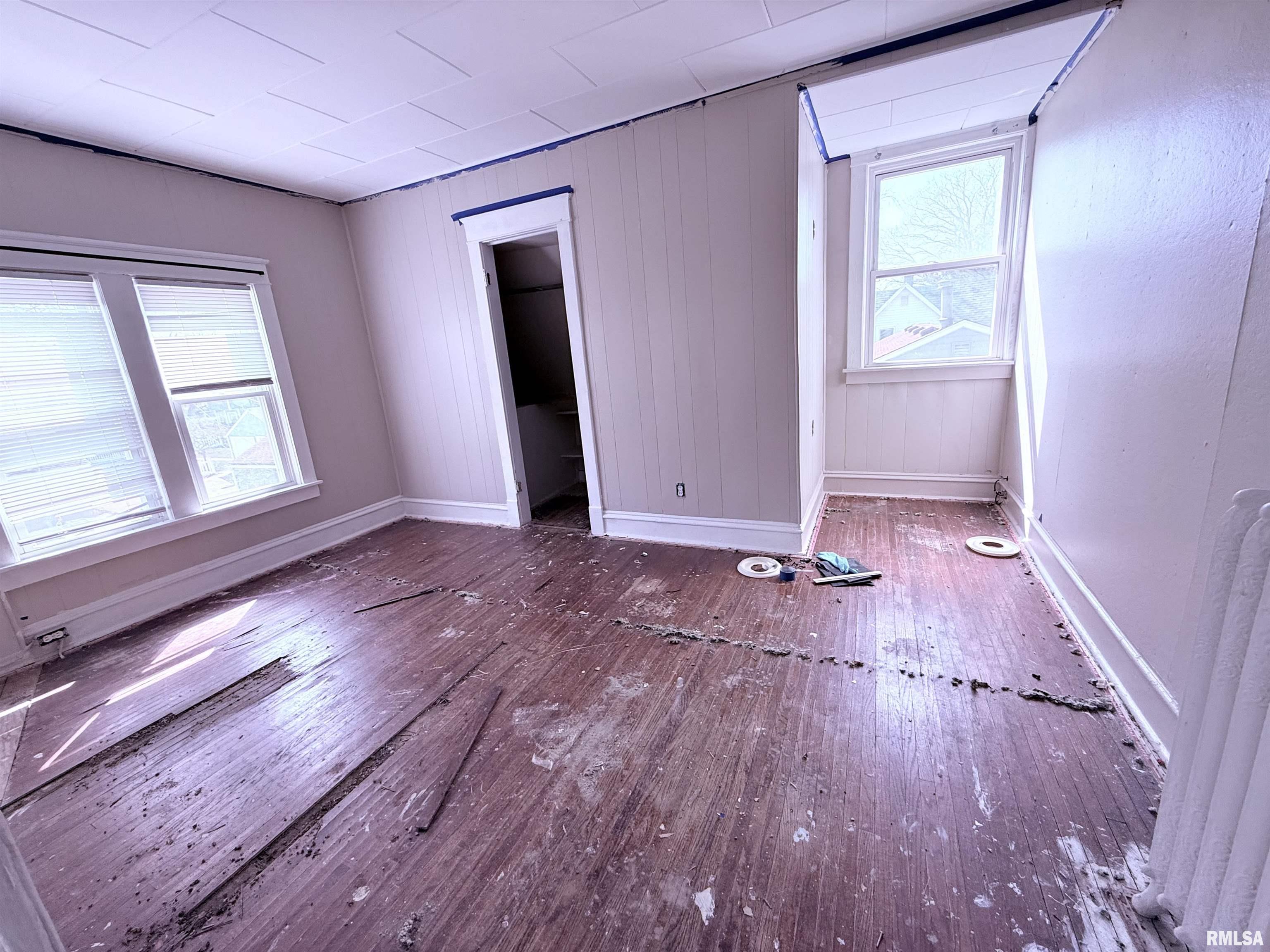 2410 18th Avenue, Moline, Illinois image 10