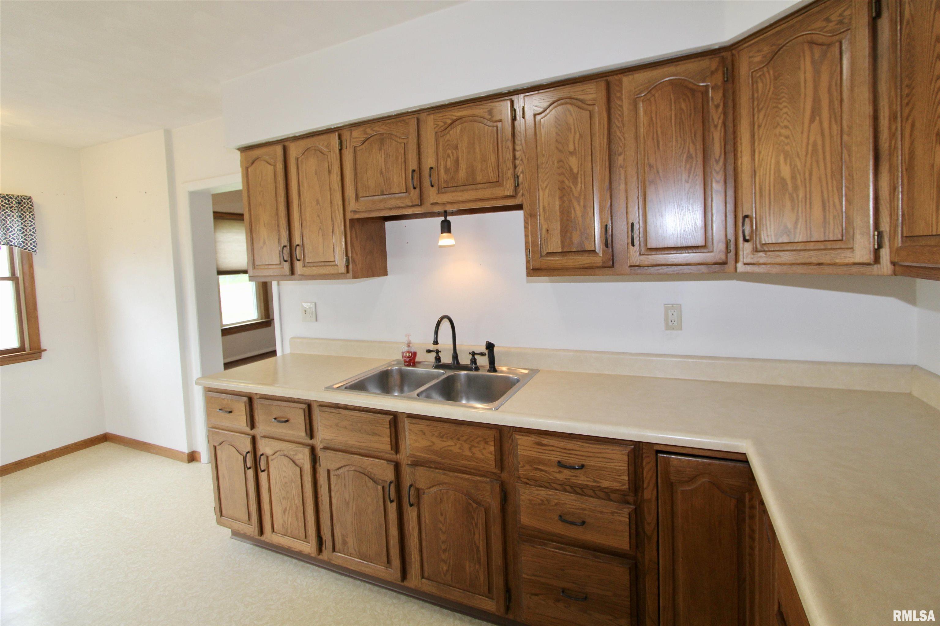 112 E South Street, Princeville, Illinois image 21