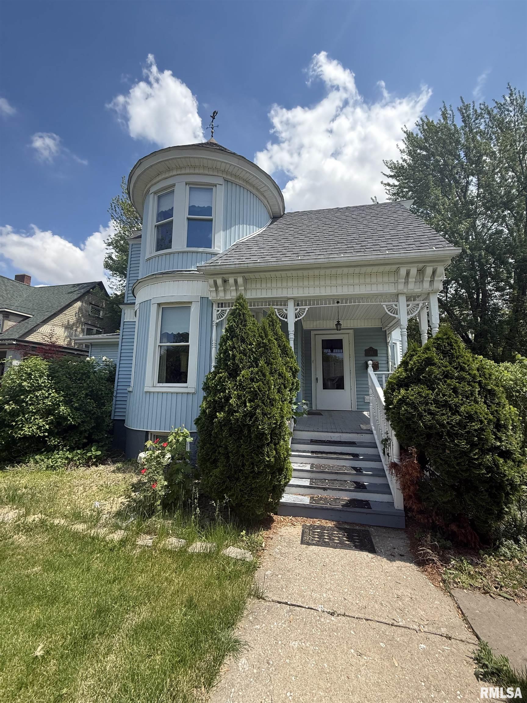 111 N Broadway Street, Lewistown, Illinois image 3