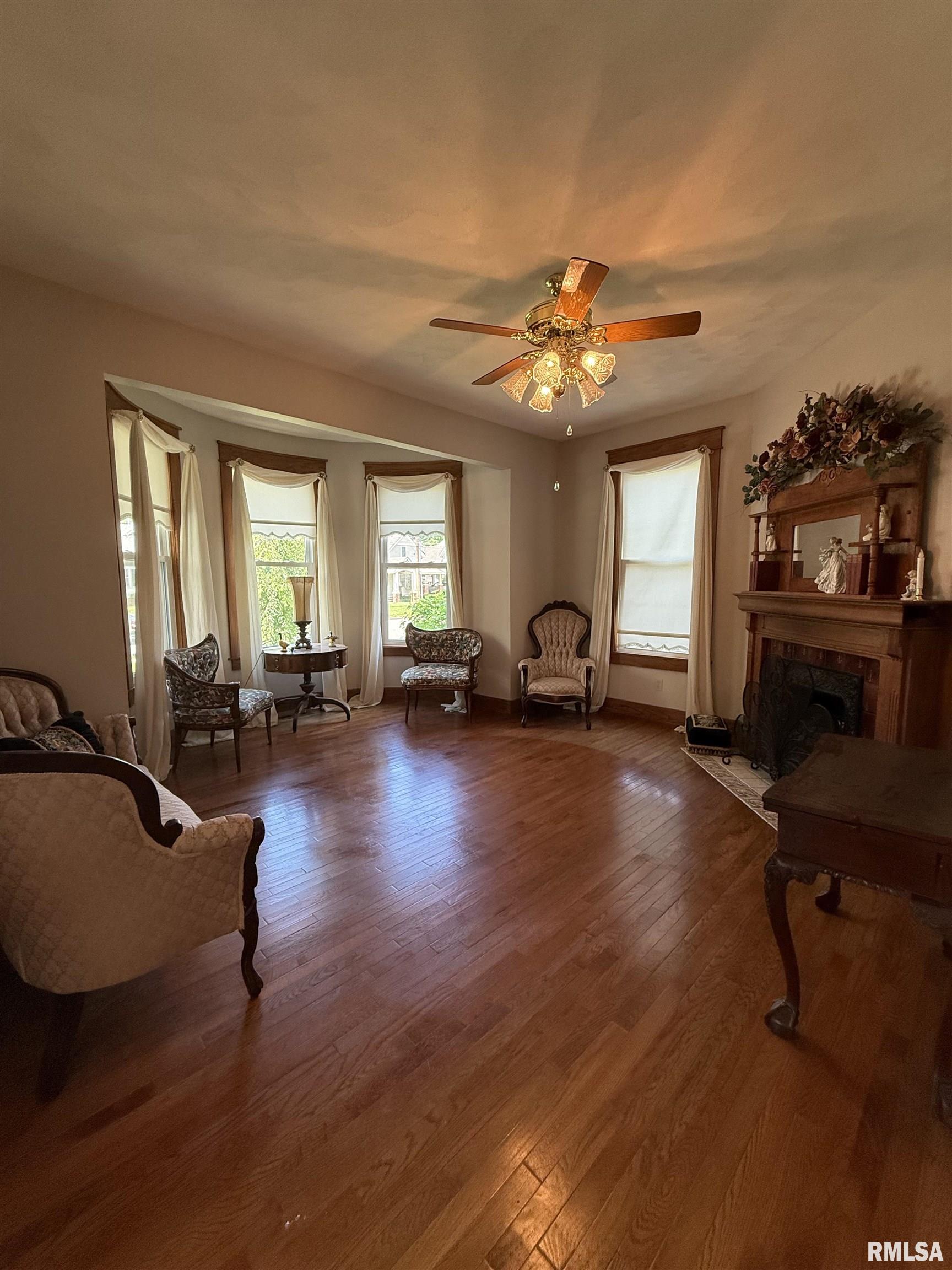 111 N Broadway Street, Lewistown, Illinois image 19